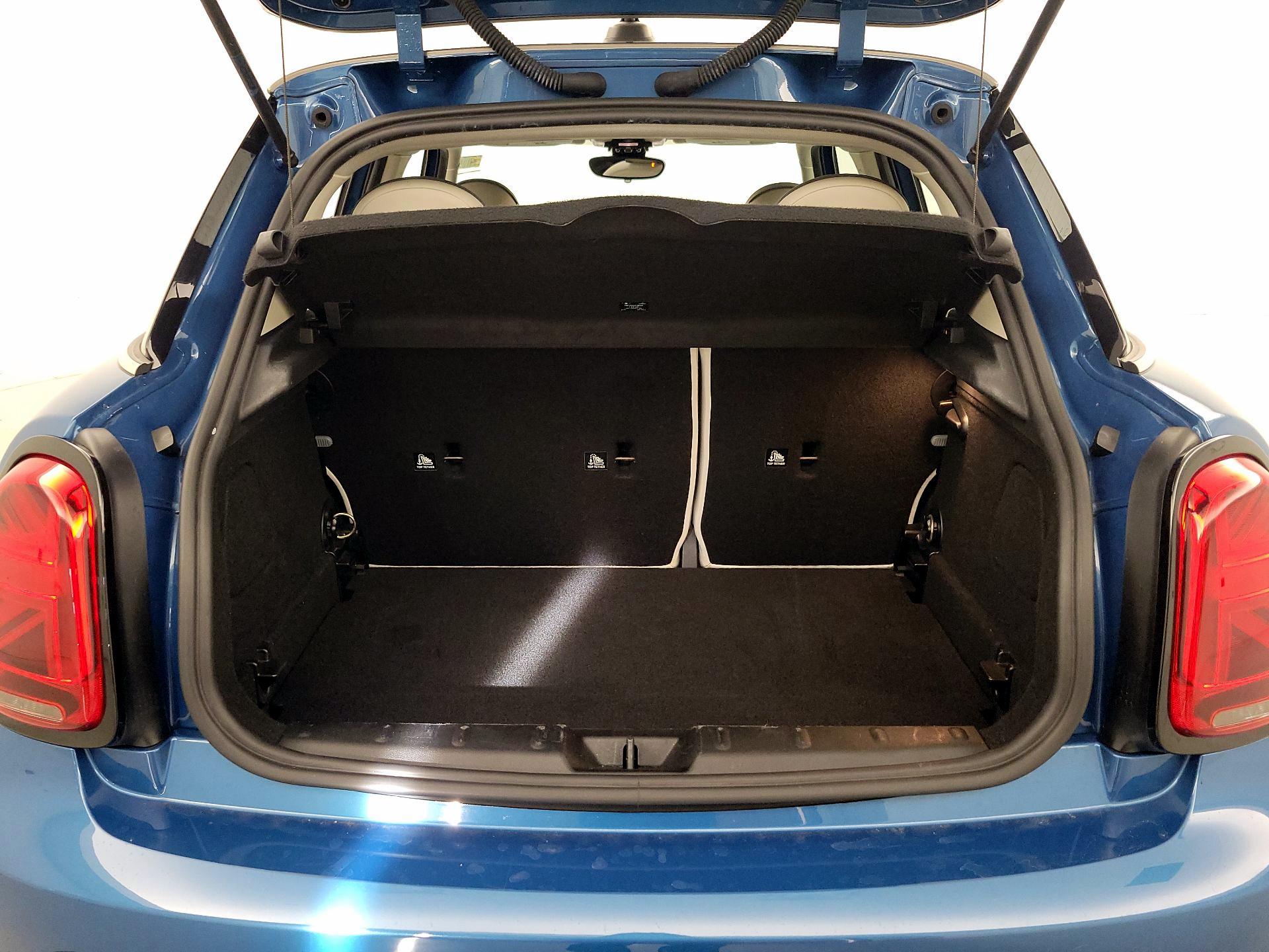 Thumbnail: 2022 MINI Cooper Hardtop - 20