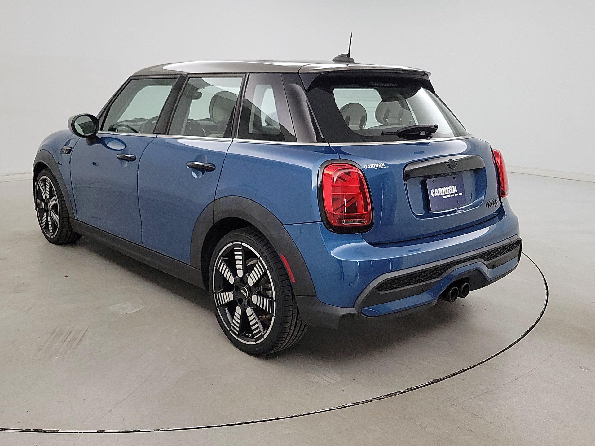 Thumbnail: 2022 MINI Cooper Hardtop - 7