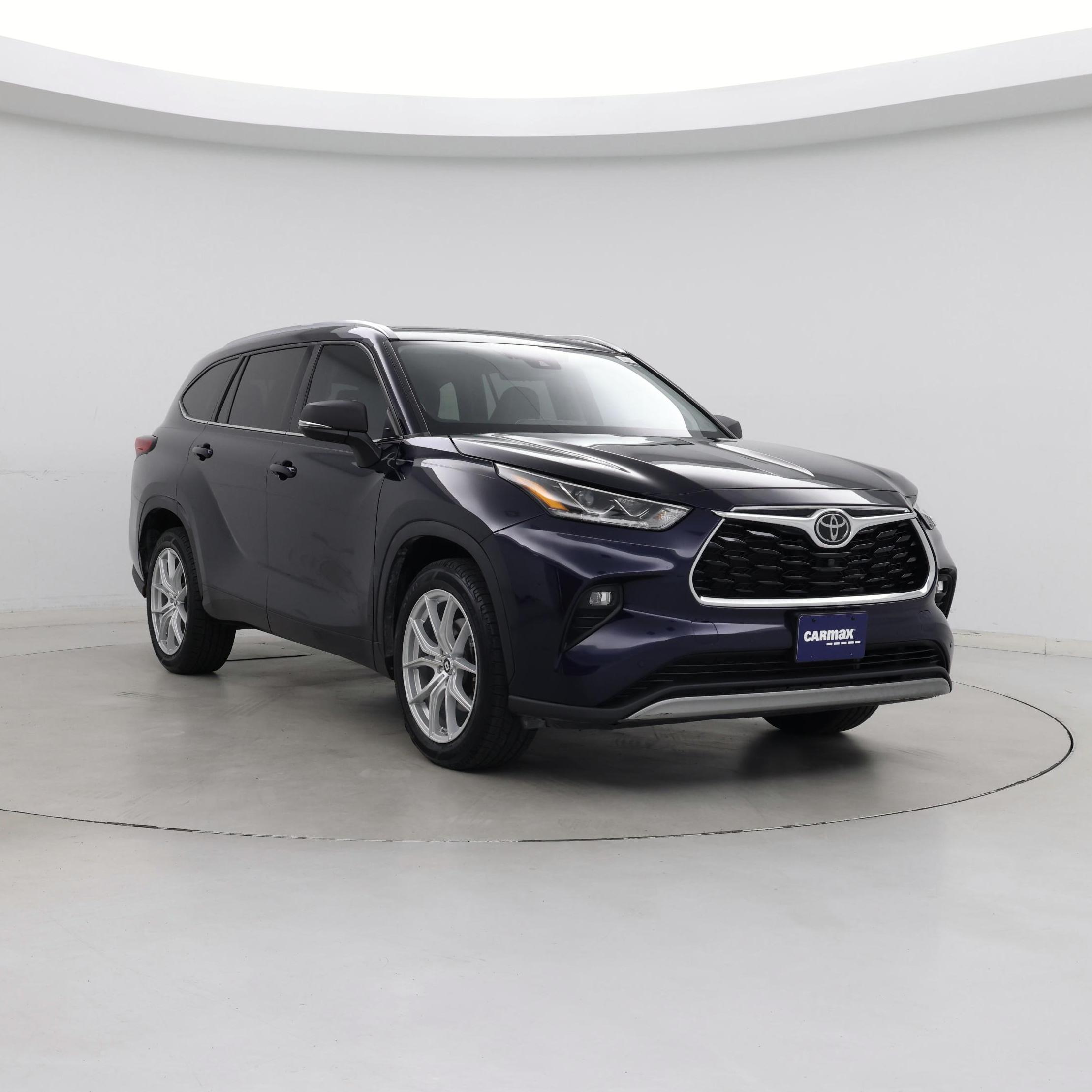 Blue 2022 Toyota Highlander SUV / Crossover Front-Wheel Drive Automatic