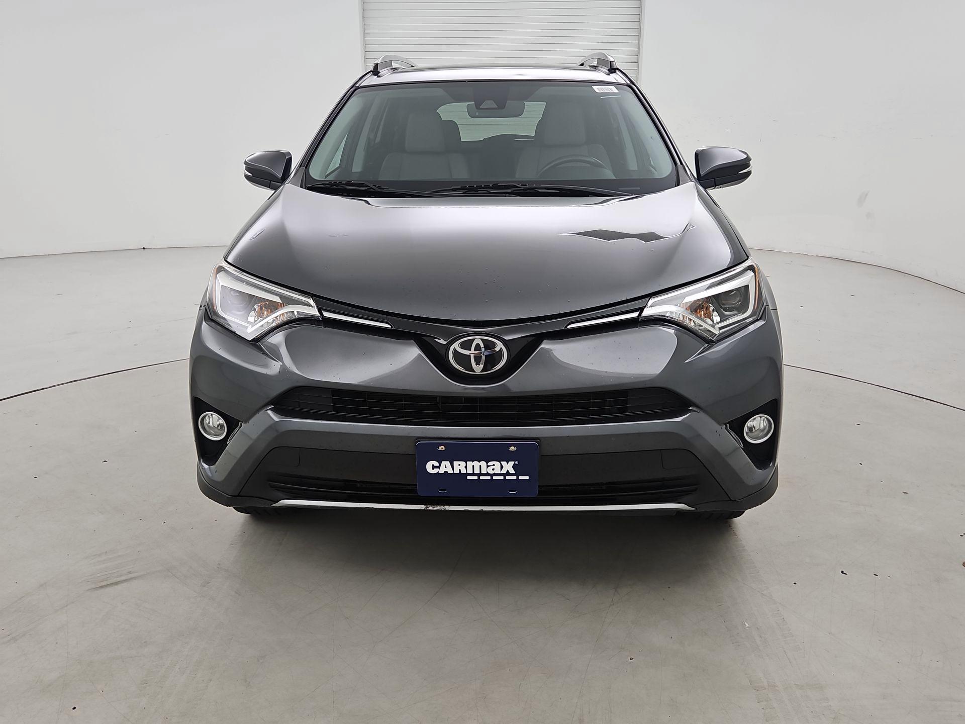 Thumbnail: 2018 Toyota RAV4 - 2