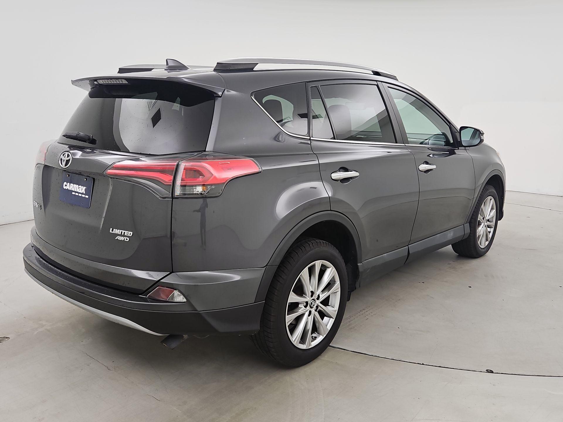 Thumbnail: 2018 Toyota RAV4 - 5