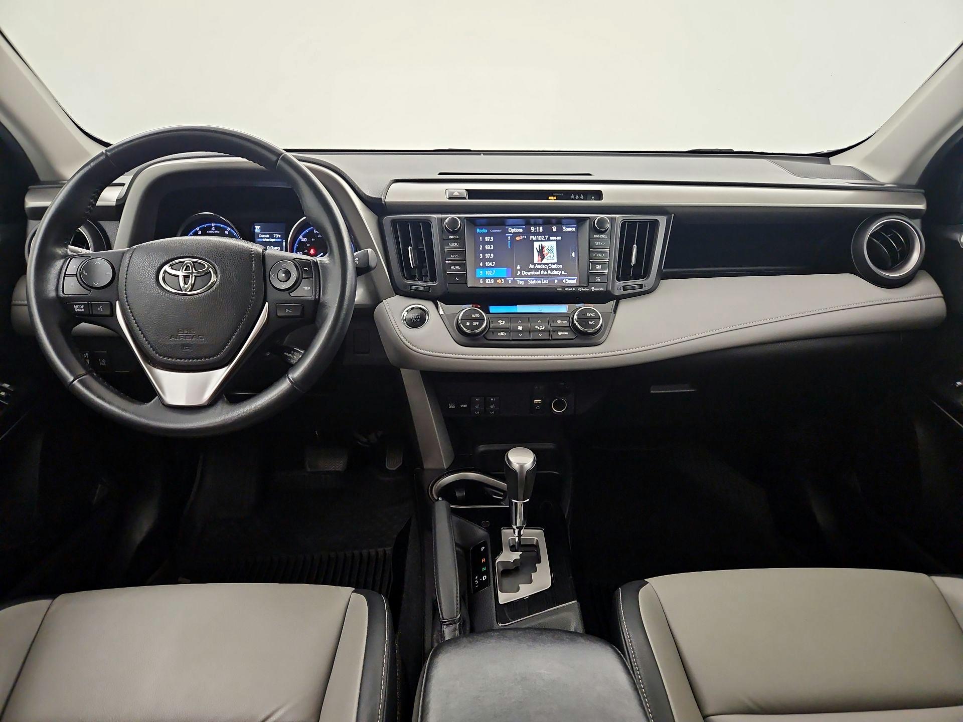 Thumbnail: 2018 Toyota RAV4 - 8