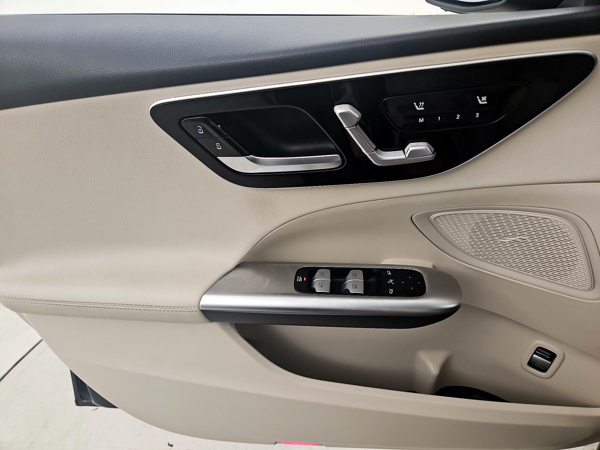Thumbnail: 2022 Mercedes-Benz C-Class - 10