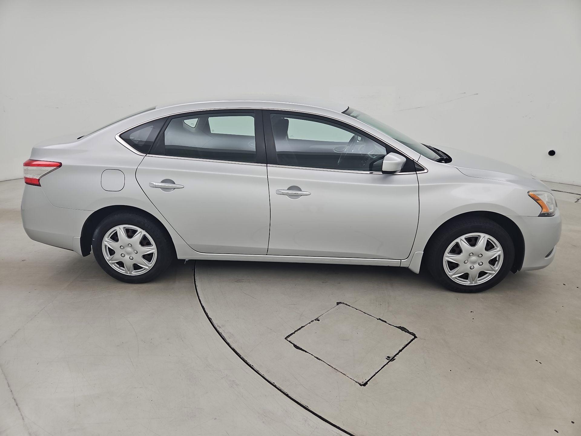 Thumbnail: 2015 Nissan Sentra - 4