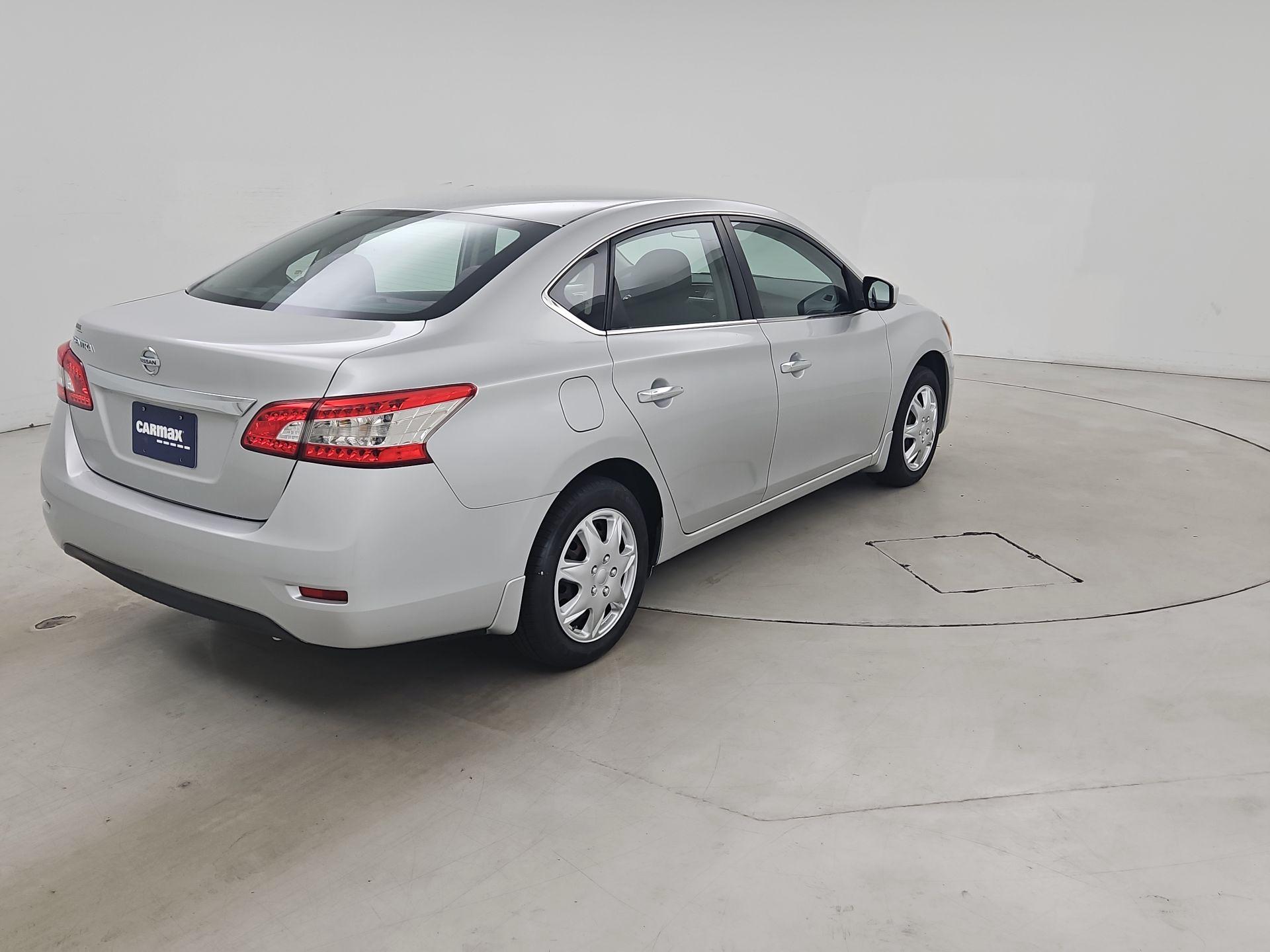Thumbnail: 2015 Nissan Sentra - 5