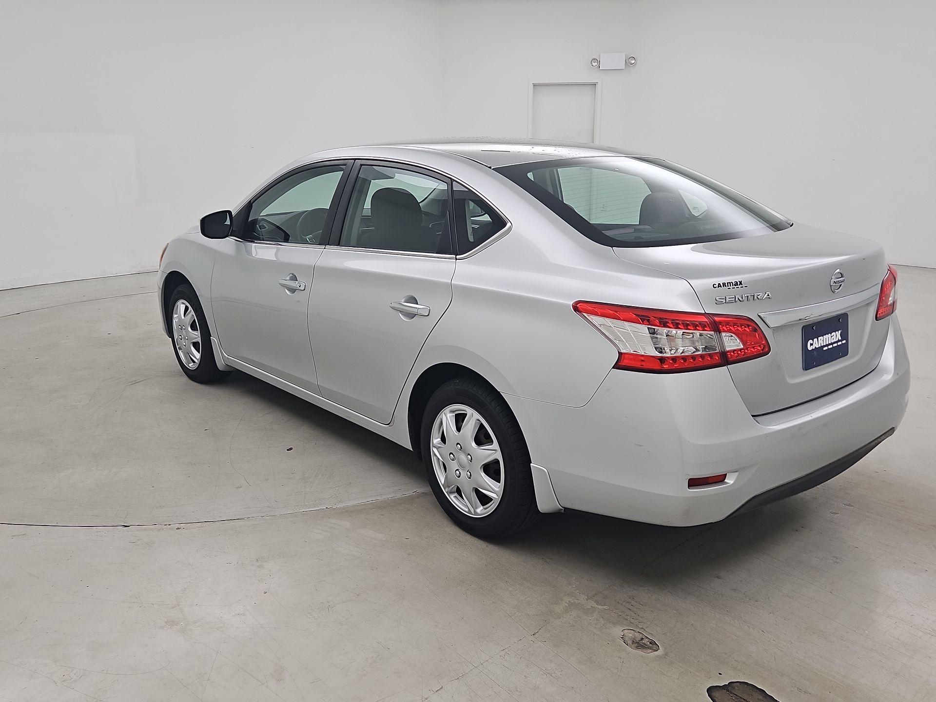 Thumbnail: 2015 Nissan Sentra - 7
