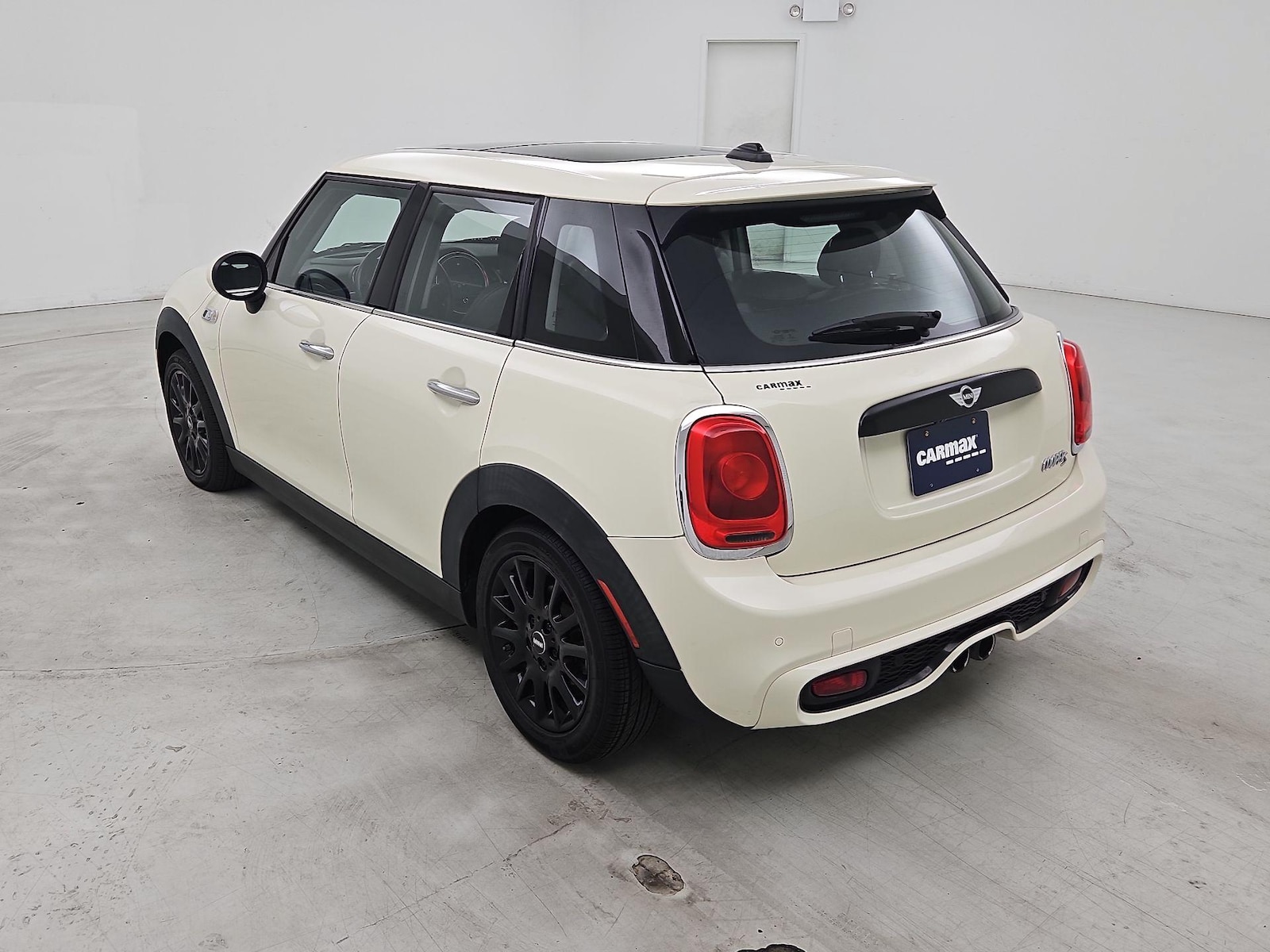 2016 MINI Cooper S - Photo 7
