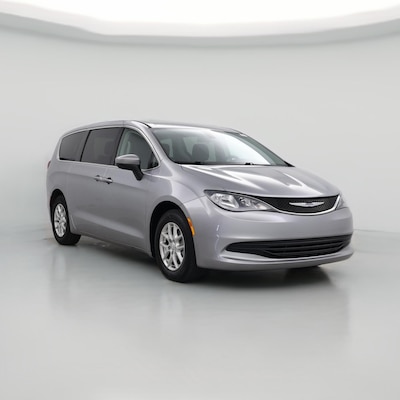 2020 Chrysler Voyager LX
