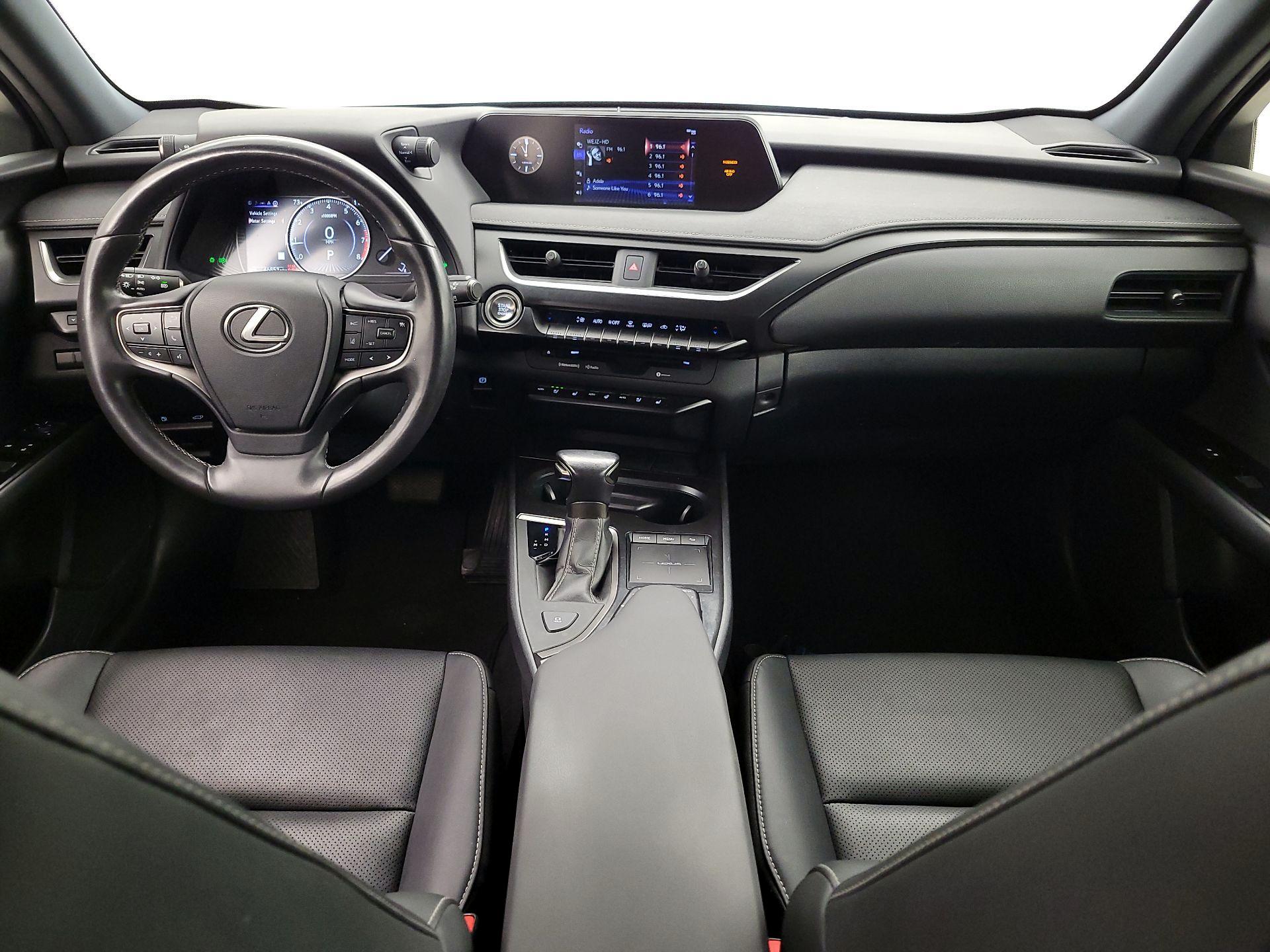 Thumbnail: 2021 Lexus UX - 9
