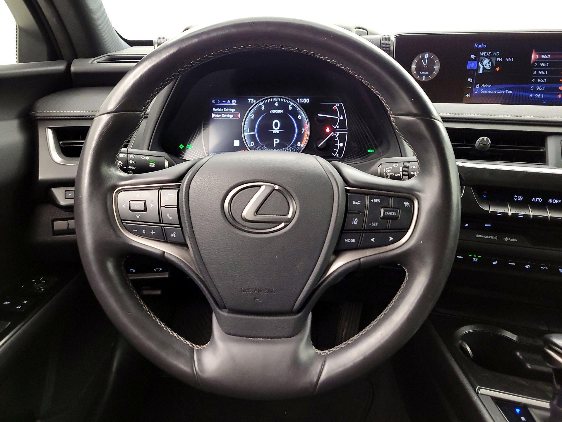 Thumbnail: 2021 Lexus UX - 10