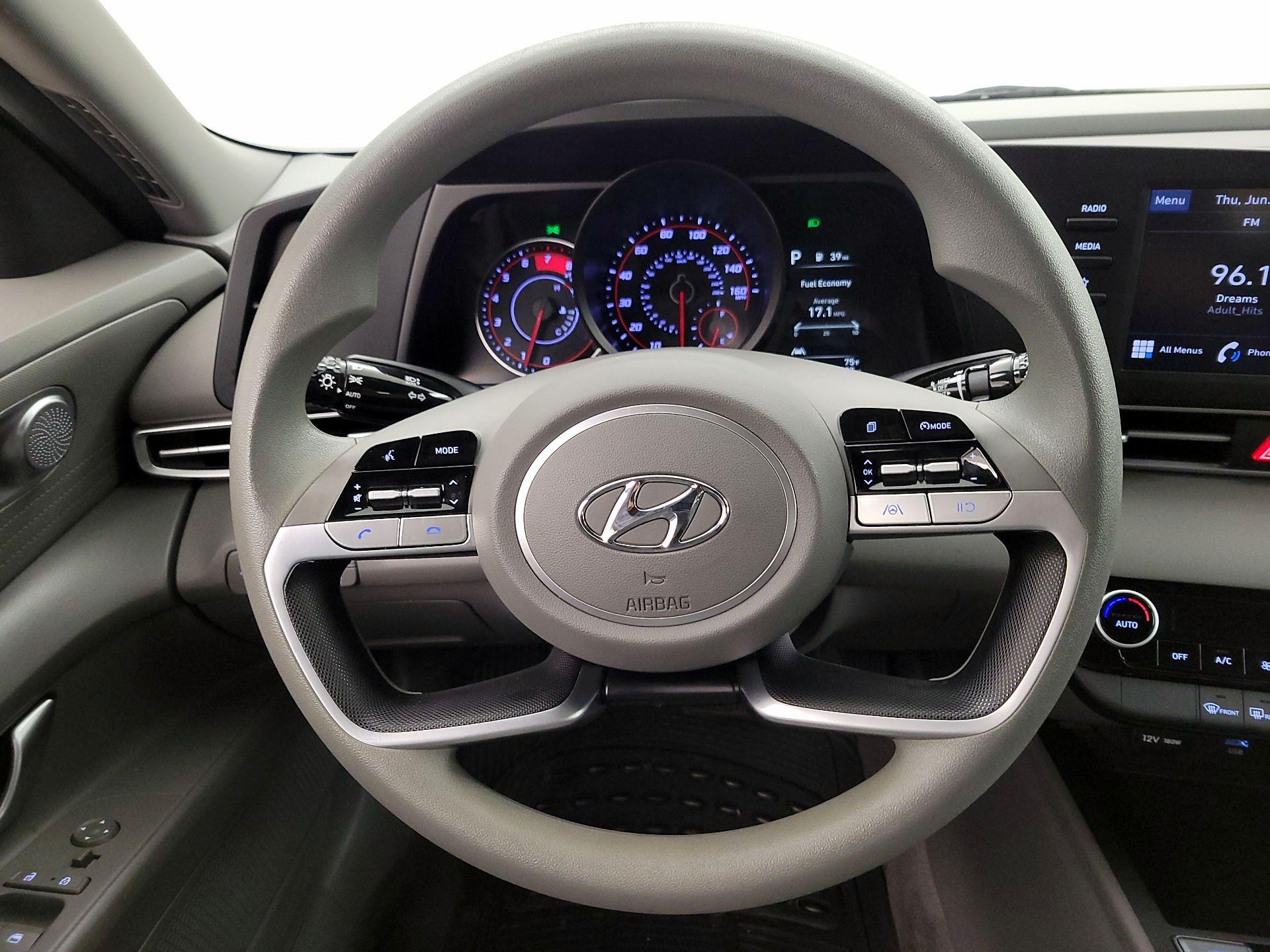 Thumbnail: 2023 Hyundai Elantra - 10