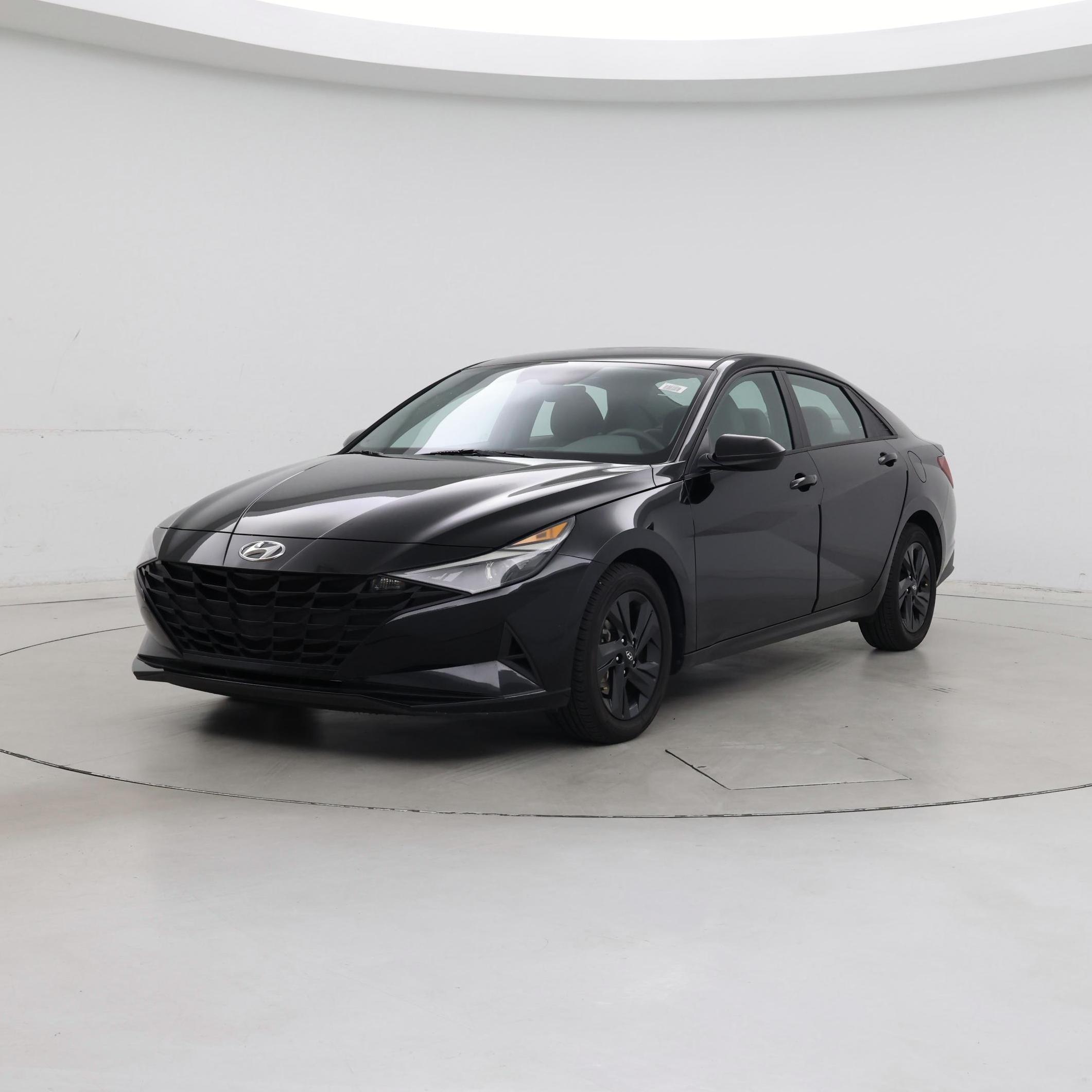 Thumbnail: 2023 Hyundai Elantra - 4