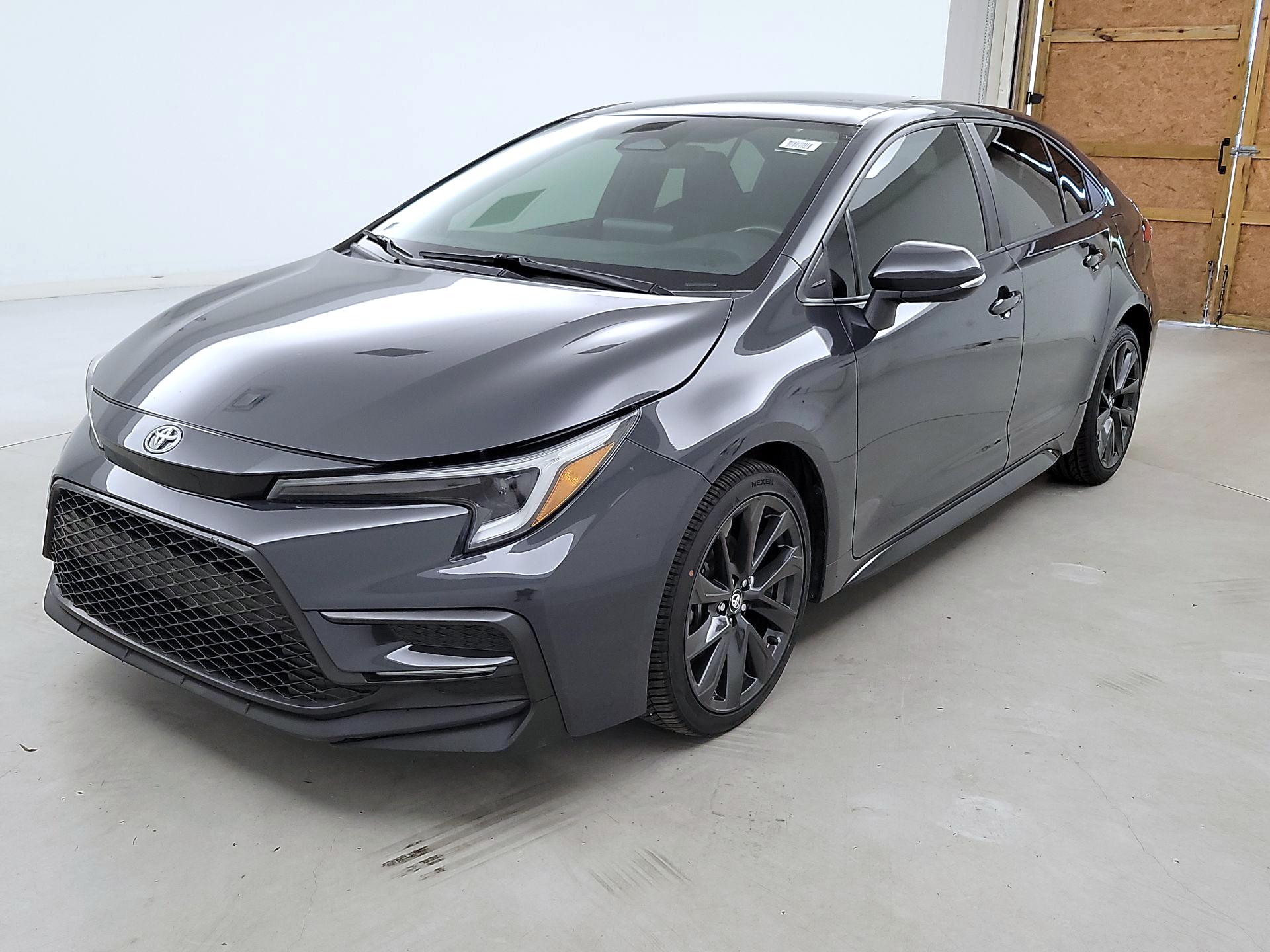 Thumbnail: 2023 Toyota Corolla - 3