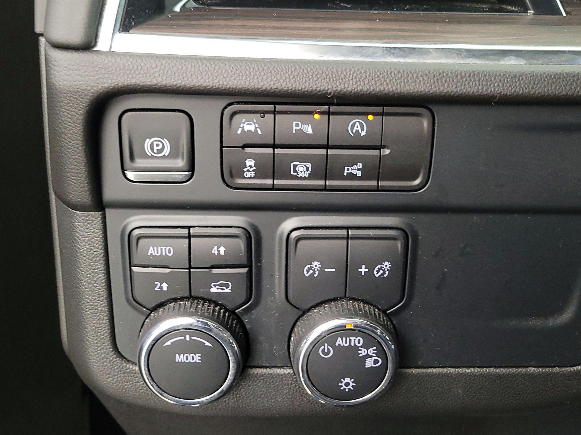 Thumbnail: 2025 Chevrolet Tahoe - 13