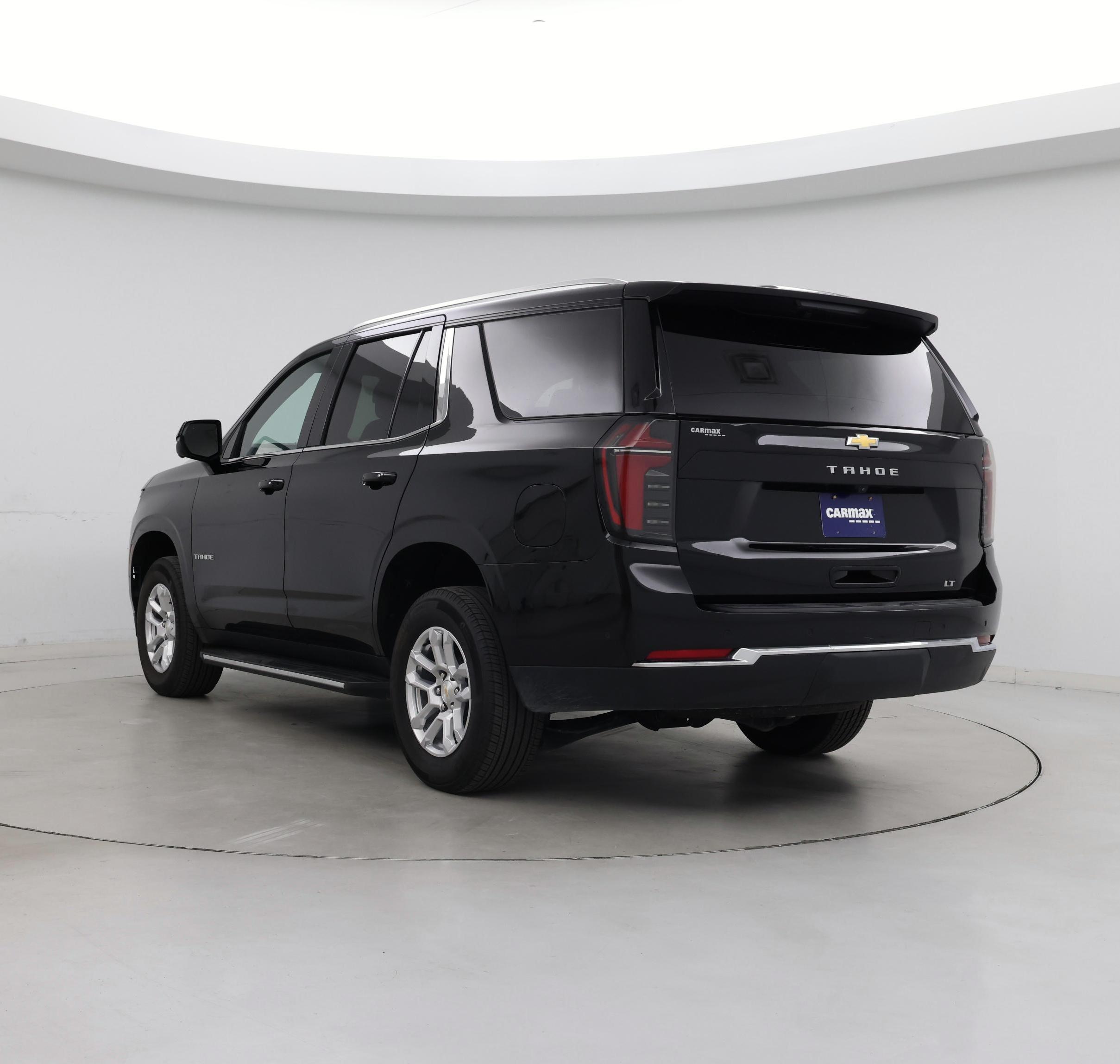 Thumbnail: 2025 Chevrolet Tahoe - 2