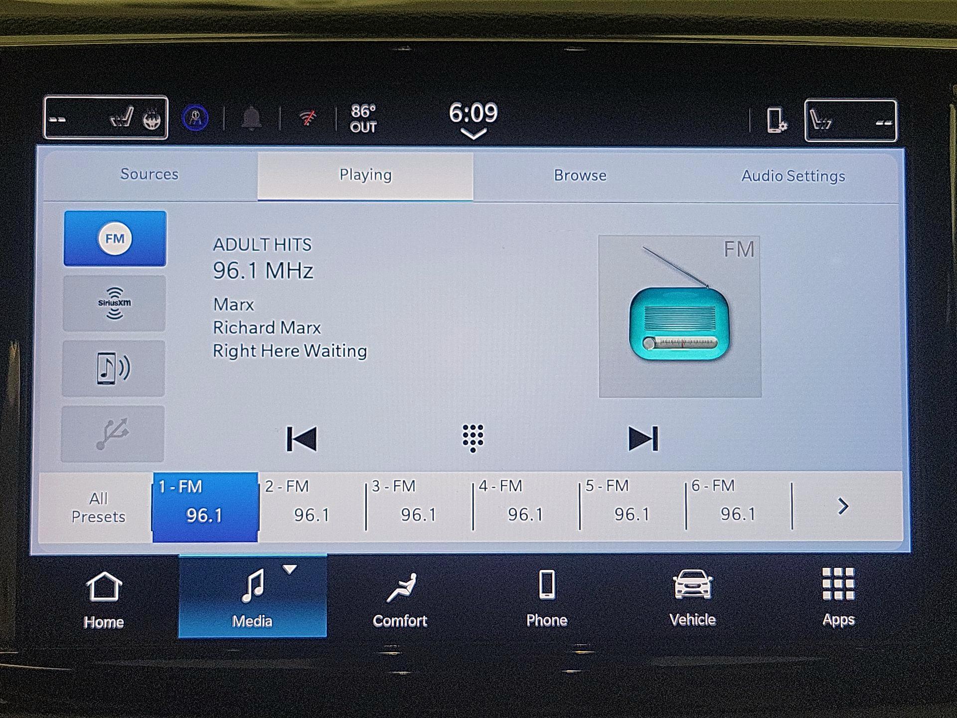 Thumbnail: 2025 Chrysler Pacifica - 15