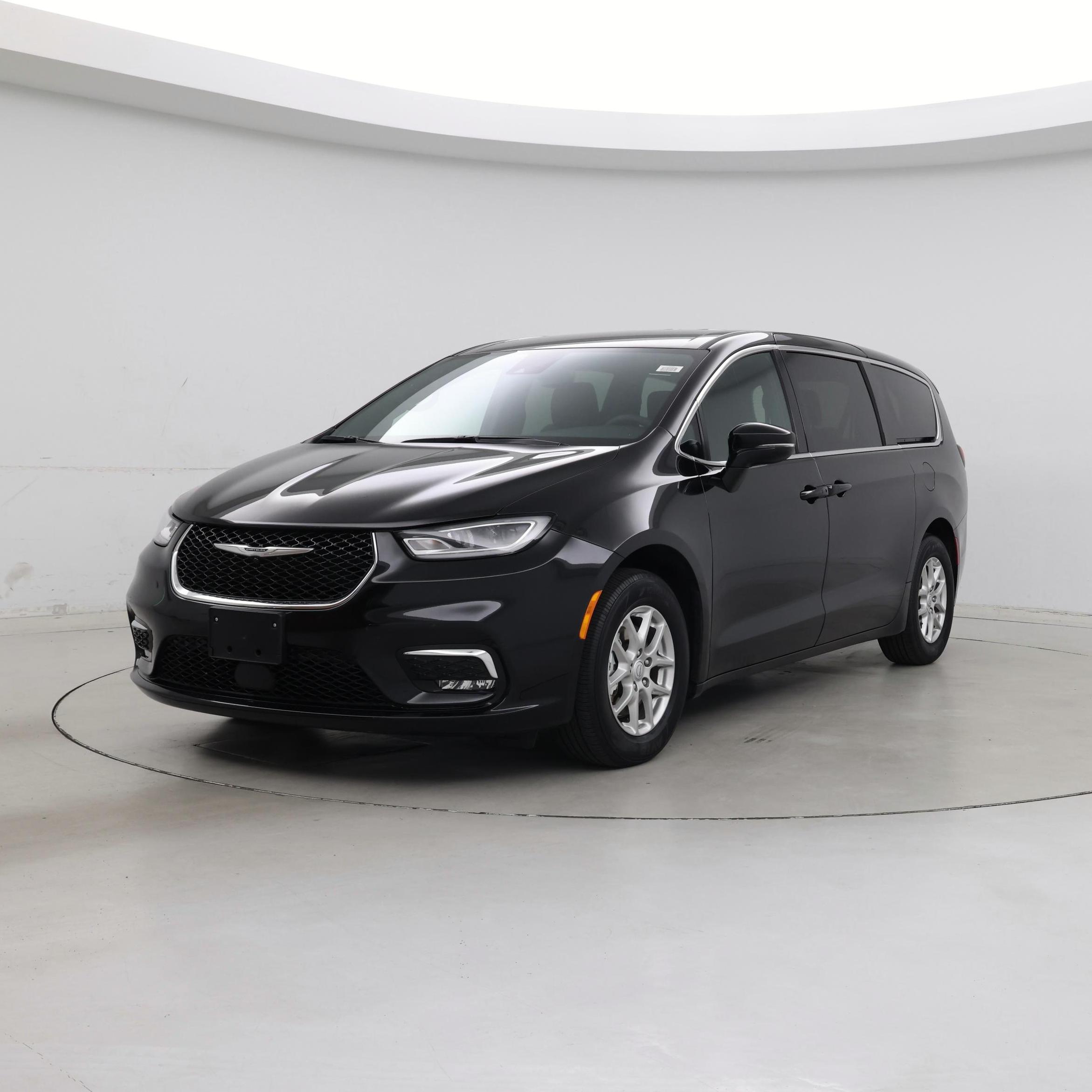 Thumbnail: 2025 Chrysler Pacifica - 4