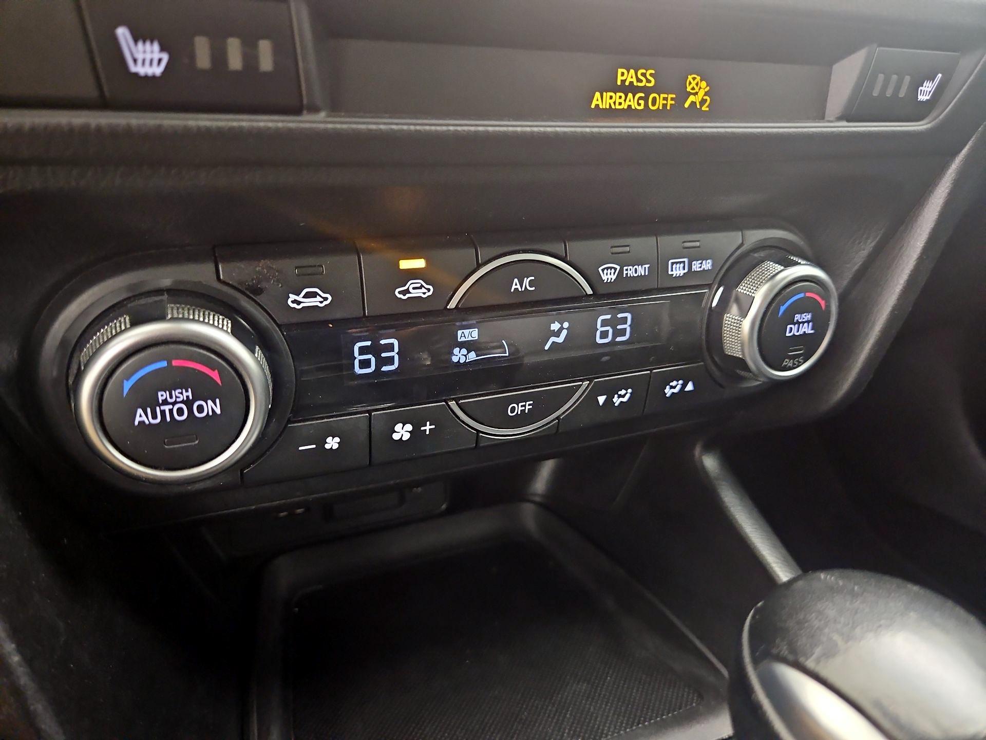 Thumbnail: 2018 Mazda Mazda3 - 14