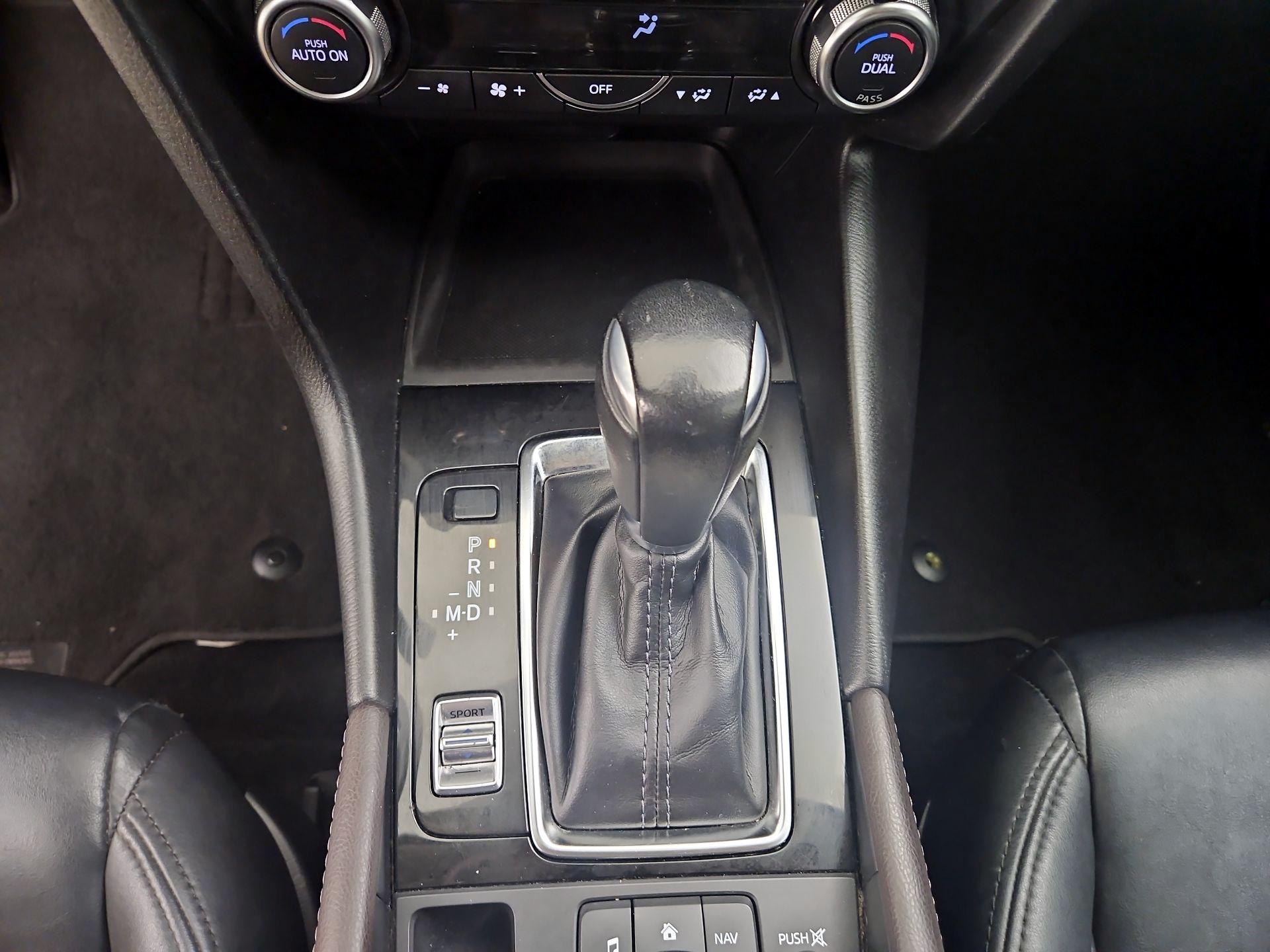 Thumbnail: 2018 Mazda Mazda3 - 15