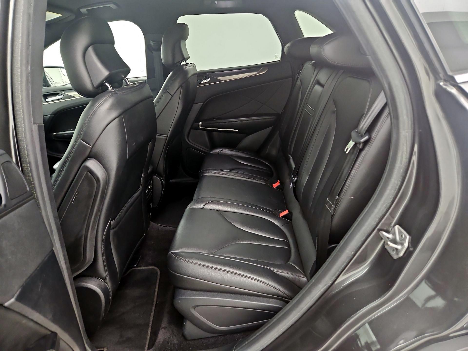 Thumbnail: 2018 Lincoln MKC - 17