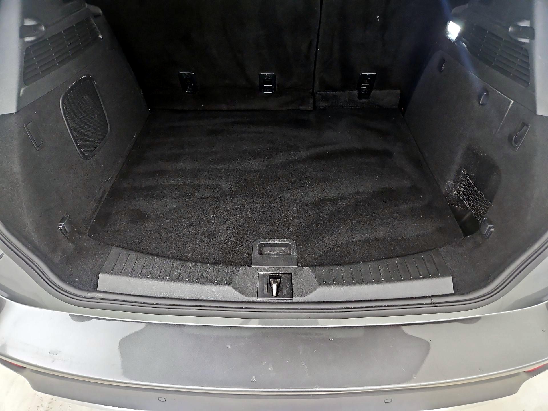 Thumbnail: 2018 Lincoln MKC - 18