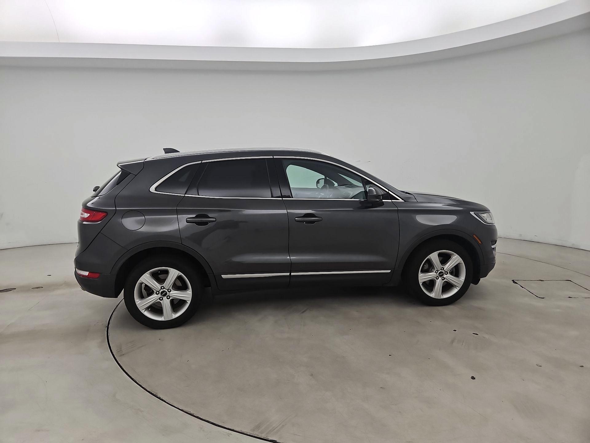 Thumbnail: 2018 Lincoln MKC - 4