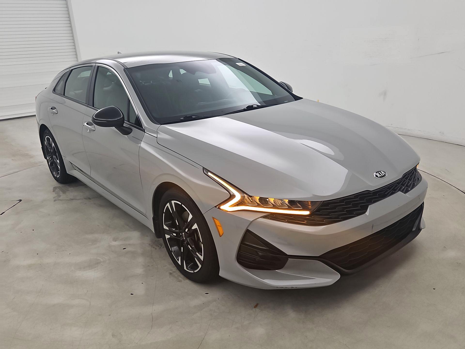 Thumbnail: 2021 Kia K5 - 1