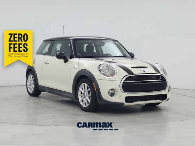 White 2015 MINI Cooper S 2-Door Hatchback FWD Hatchback Front-Wheel Drive Automatic