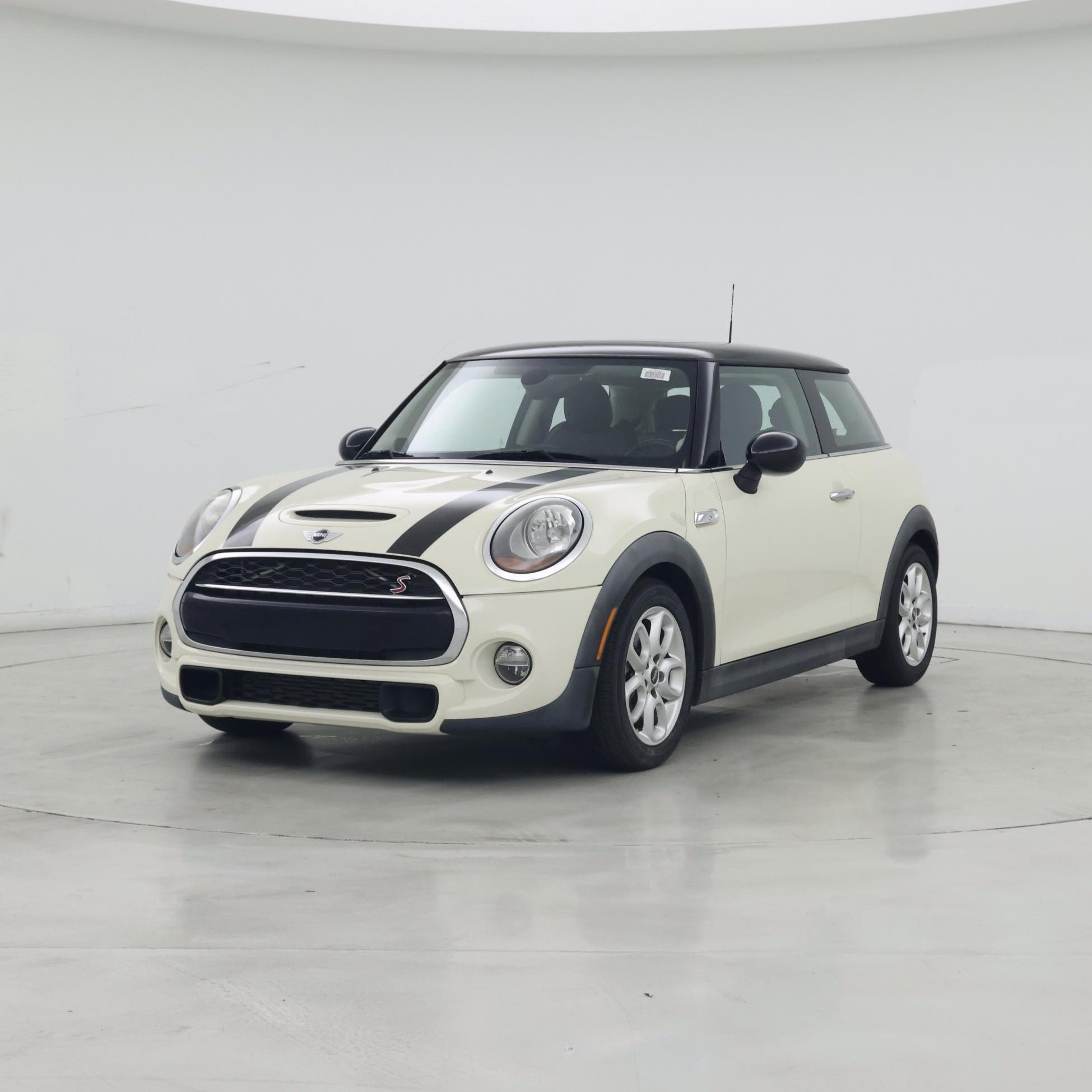 Thumbnail: 2015 MINI Cooper Hardtop - 4