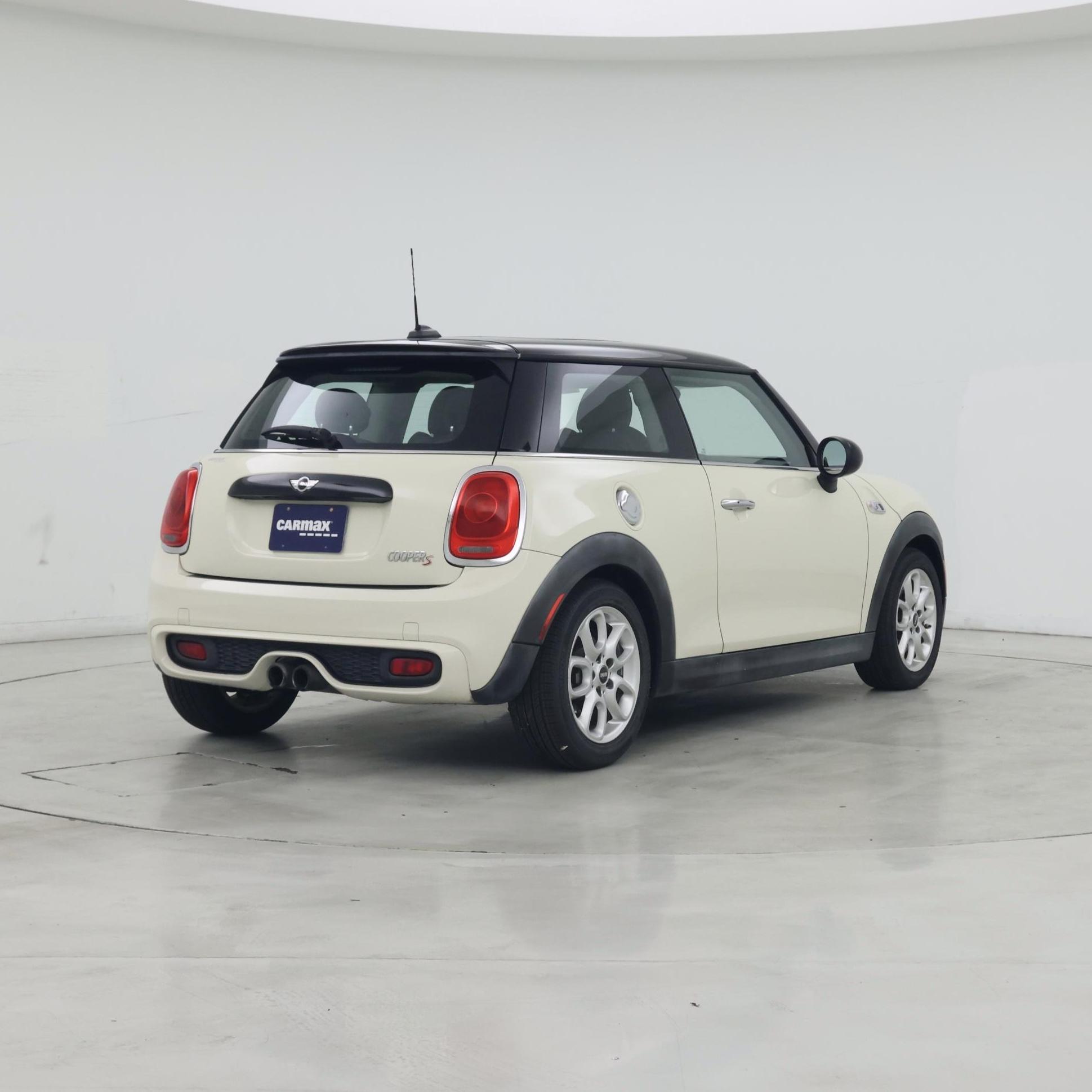 Thumbnail: 2015 MINI Cooper Hardtop - 8