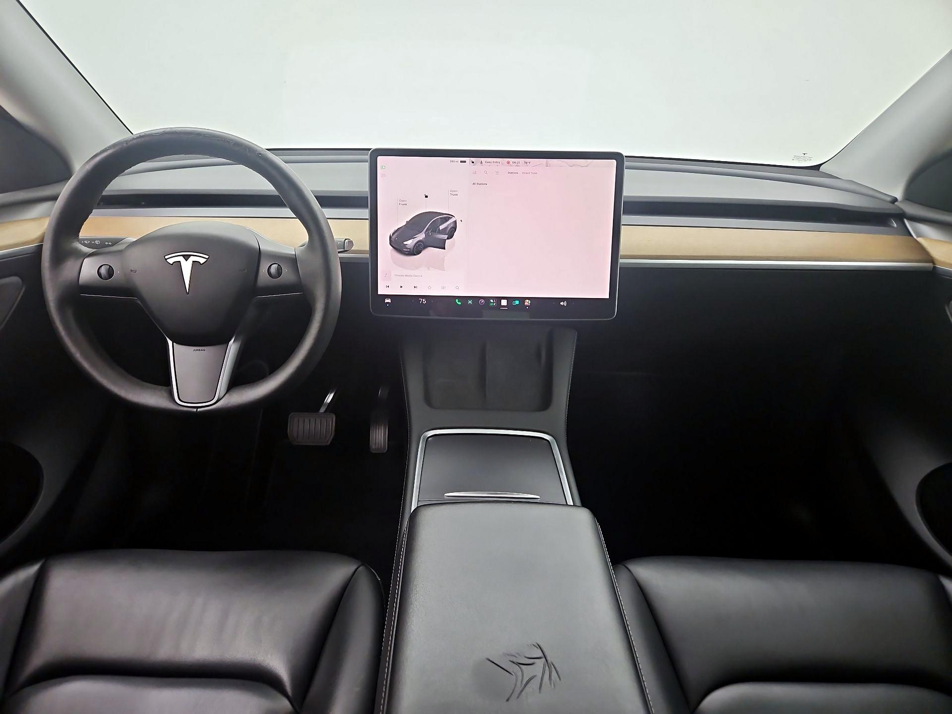 Thumbnail: 2023 Tesla Model Y - 9