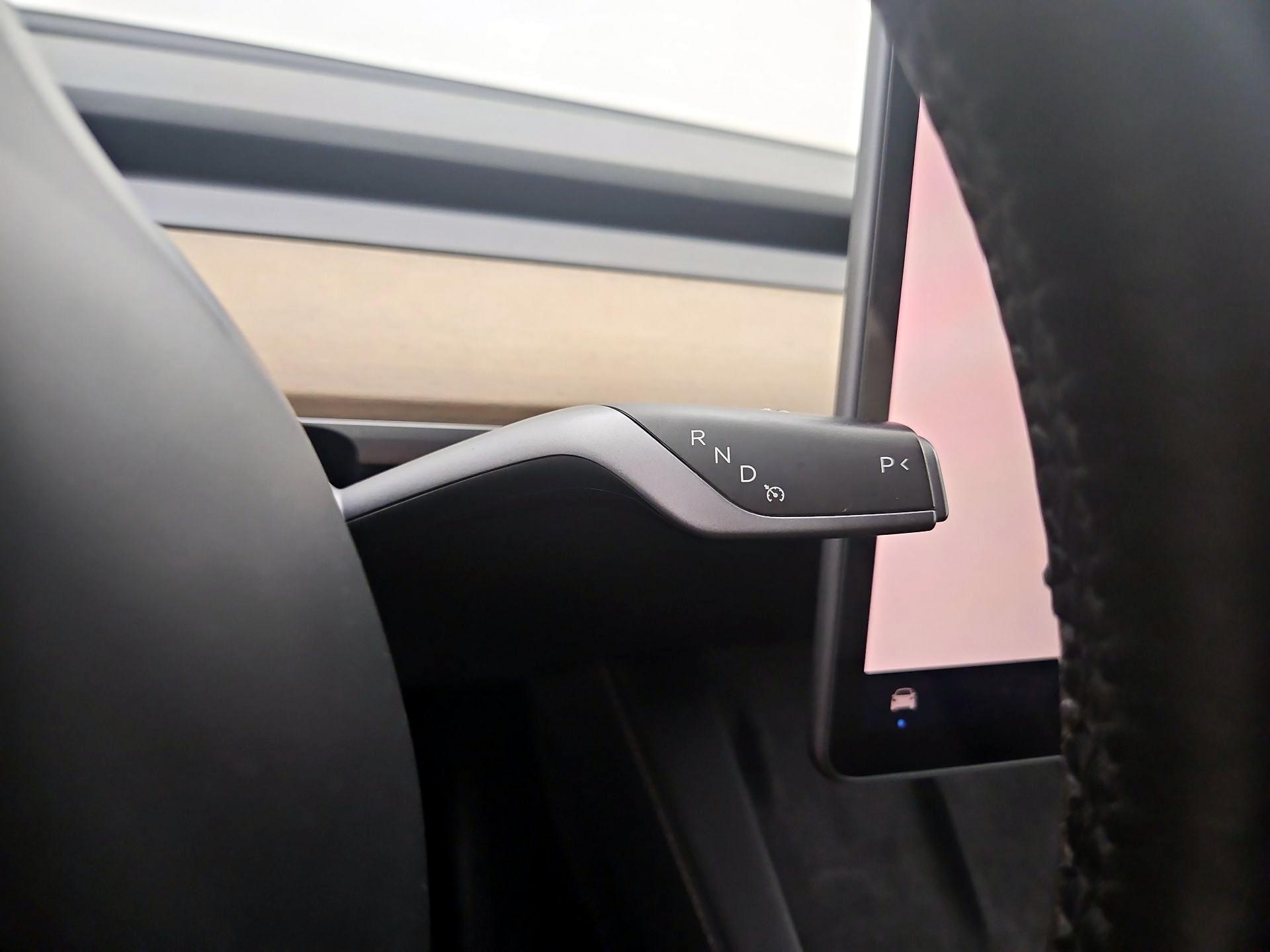 Thumbnail: 2023 Tesla Model Y - 18