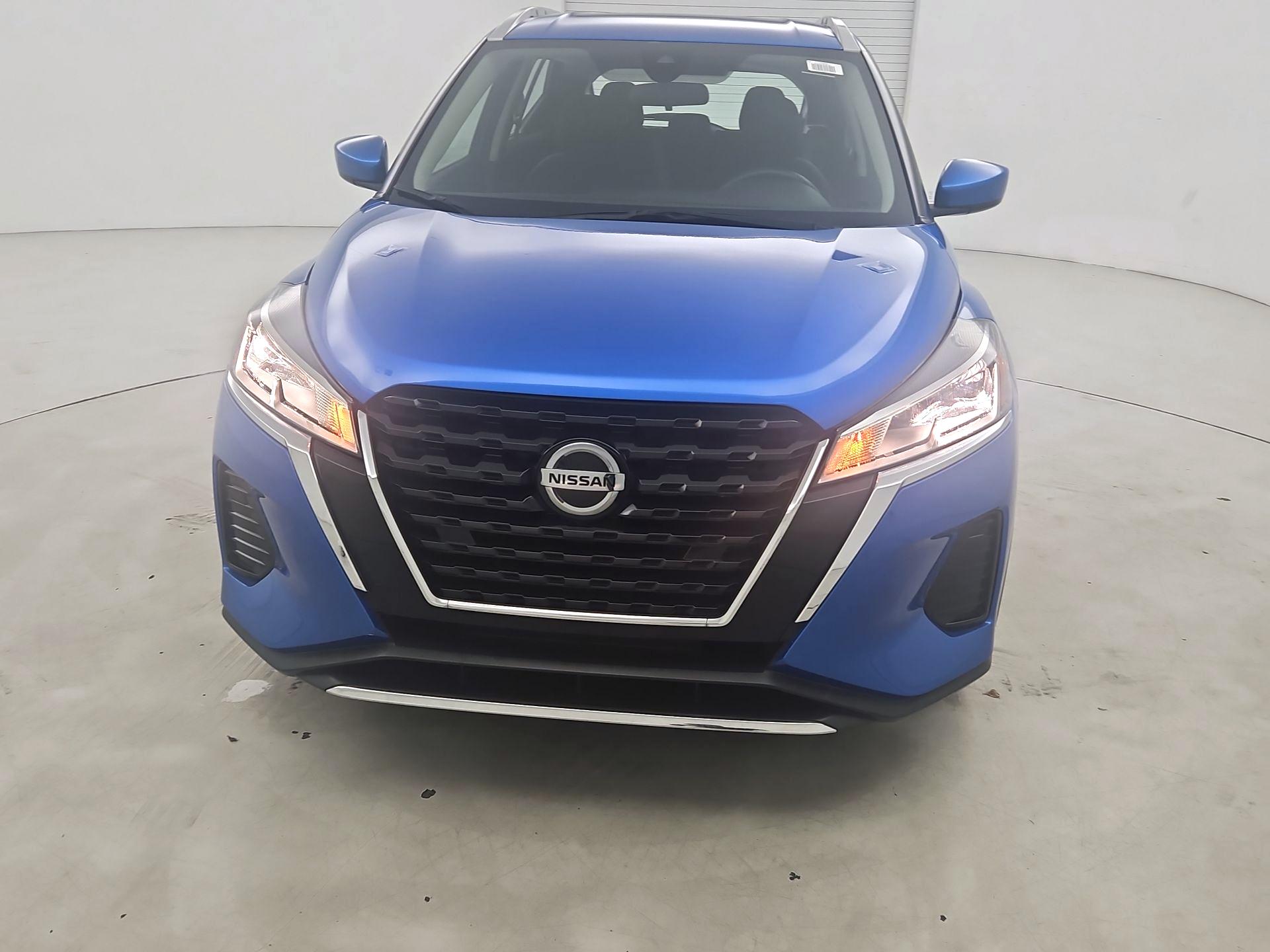 Thumbnail: 2021 Nissan Kicks - 2