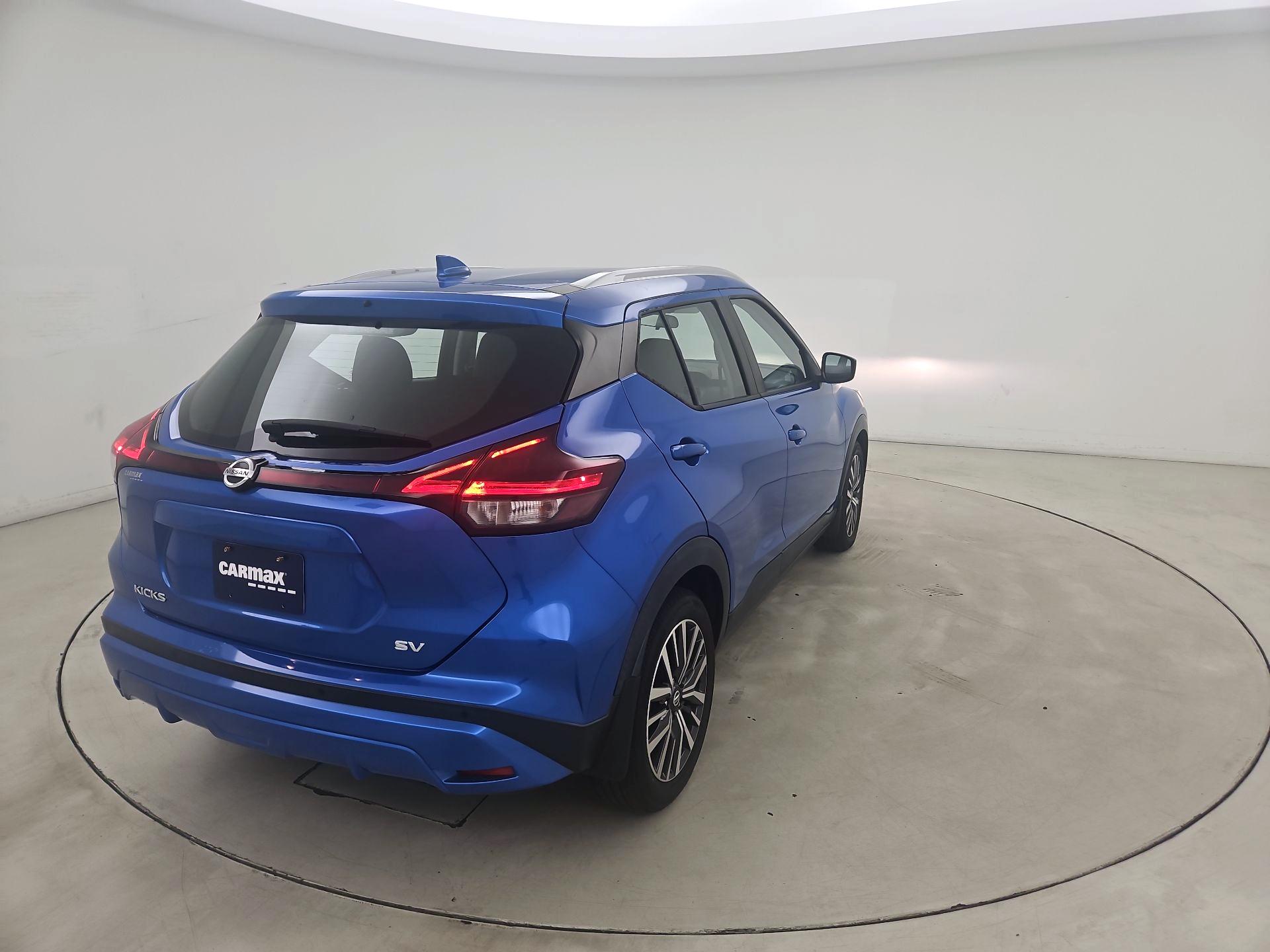 Thumbnail: 2021 Nissan Kicks - 4