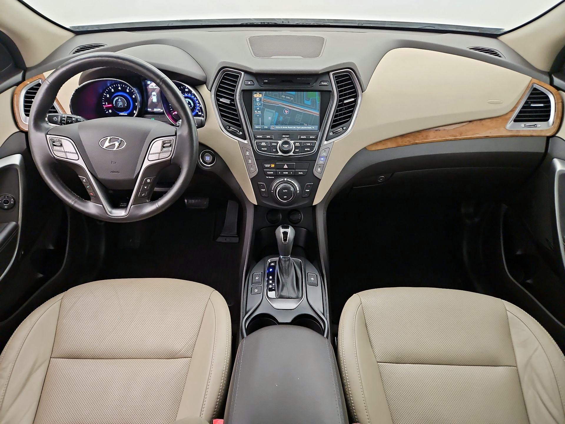 Thumbnail: 2015 Hyundai Santa Fe - 9