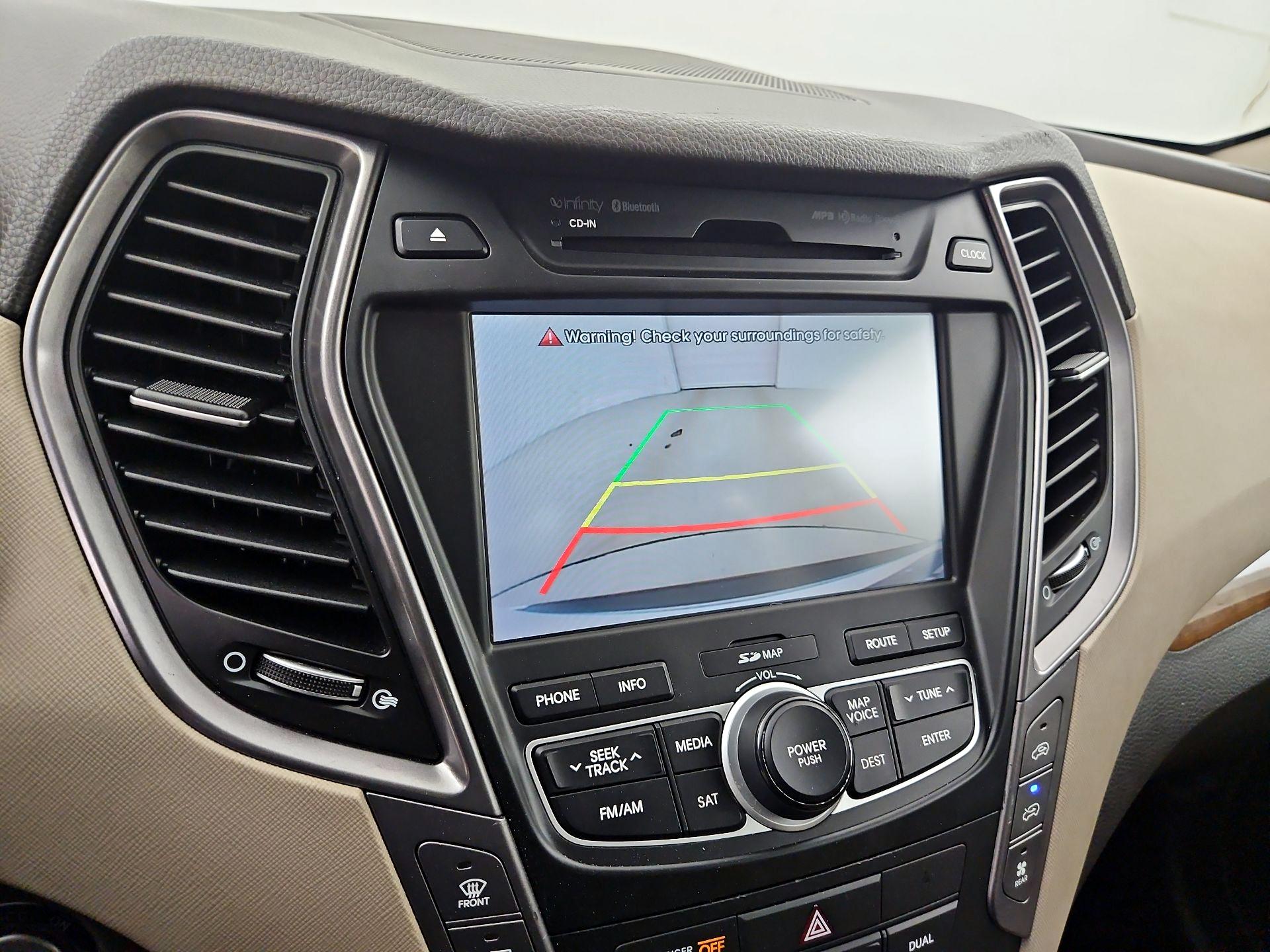 Thumbnail: 2015 Hyundai Santa Fe - 15