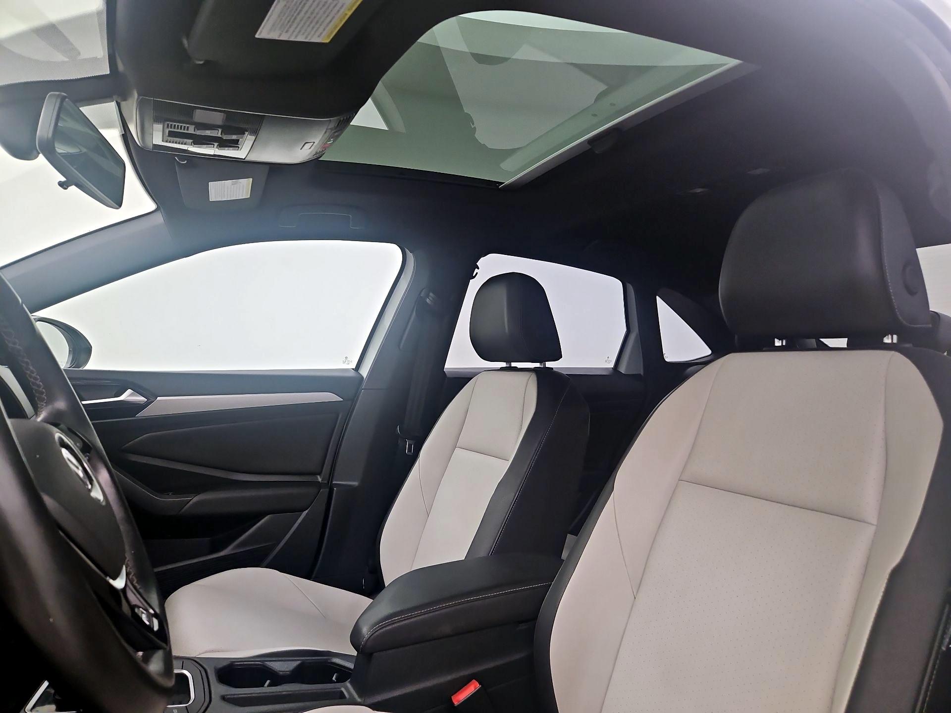 Thumbnail: 2020 Volkswagen Jetta - 17