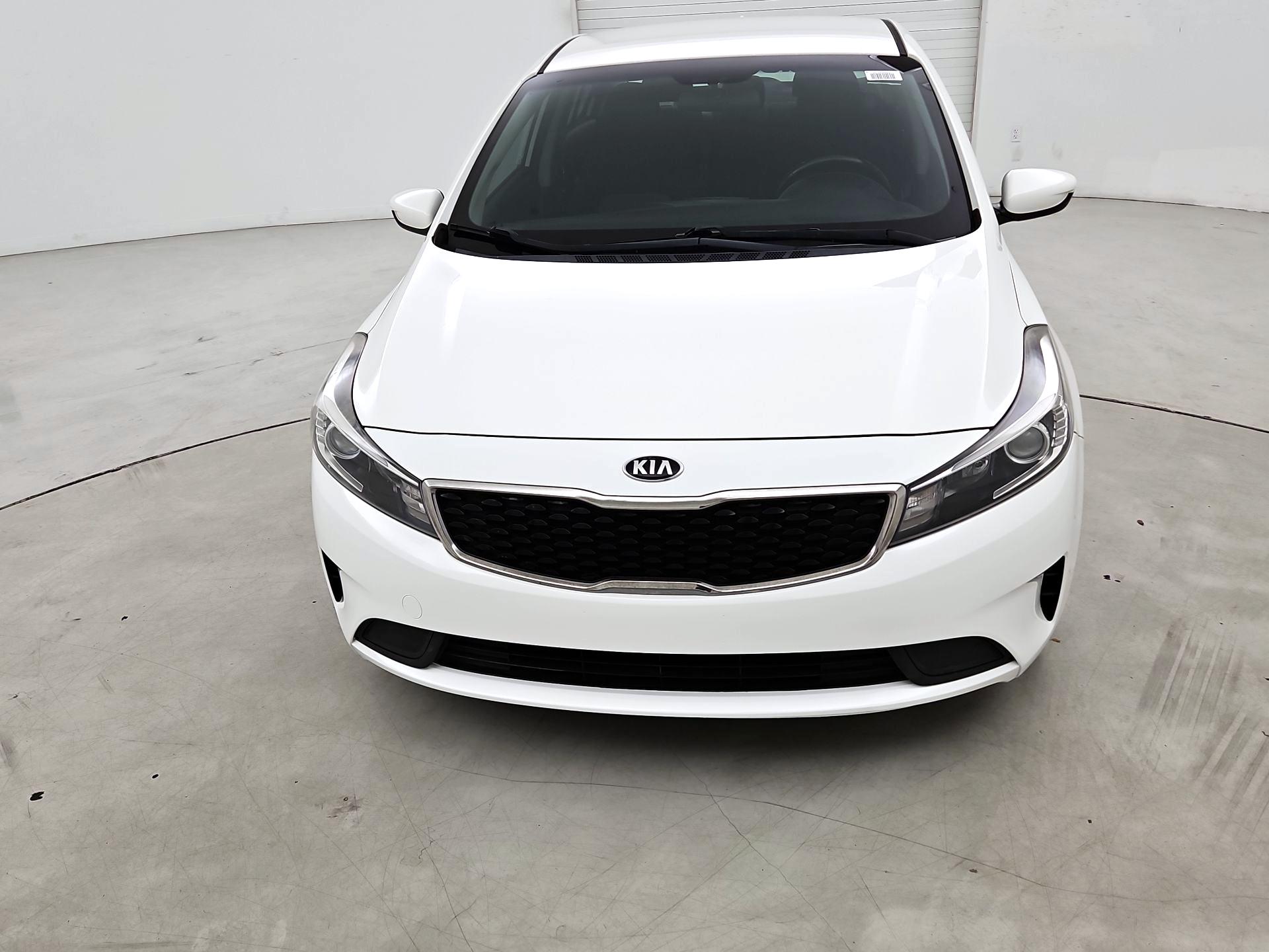 Thumbnail: 2017 Kia Forte - 2