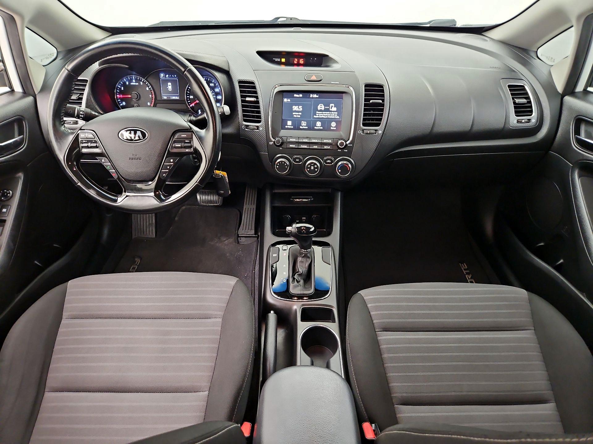Thumbnail: 2017 Kia Forte - 8