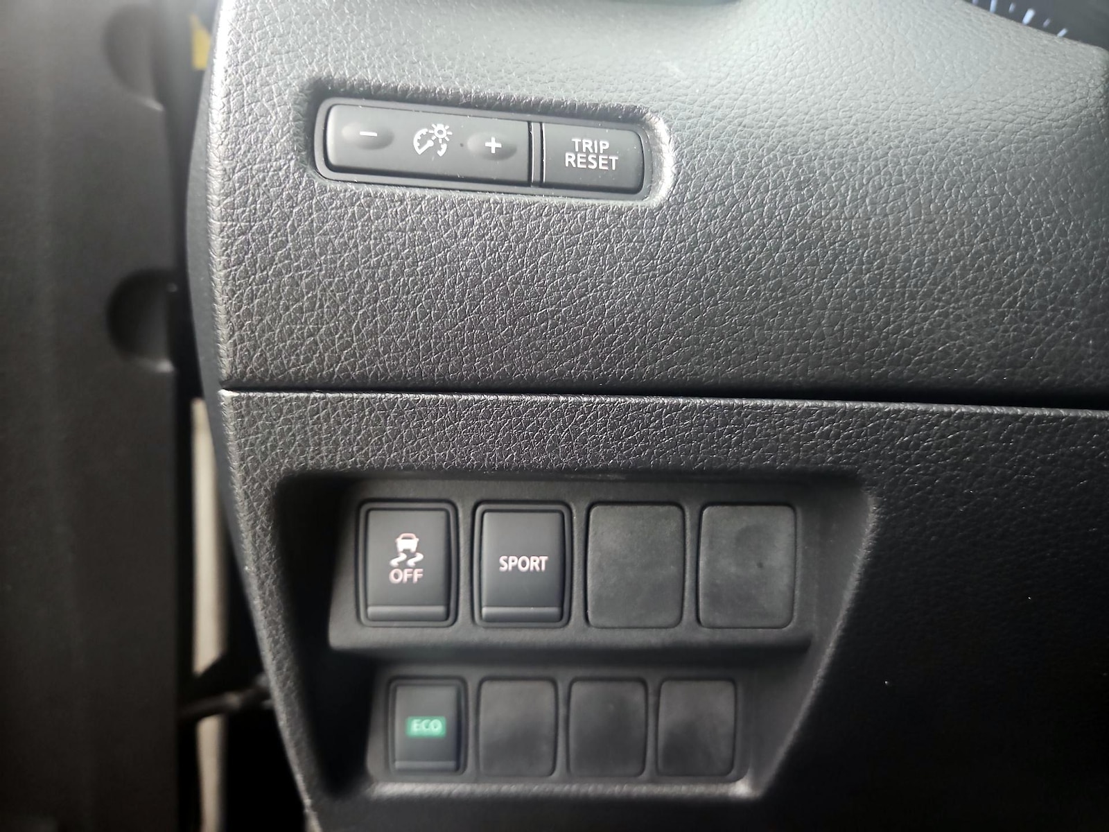 2015 Nissan Rogue S - Photo 14