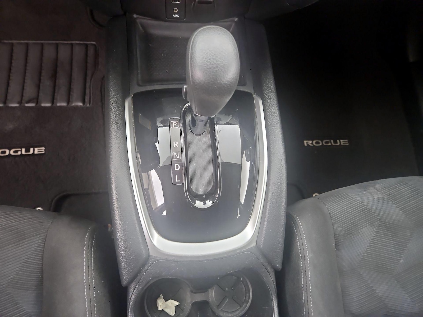 2015 Nissan Rogue S - Photo 18