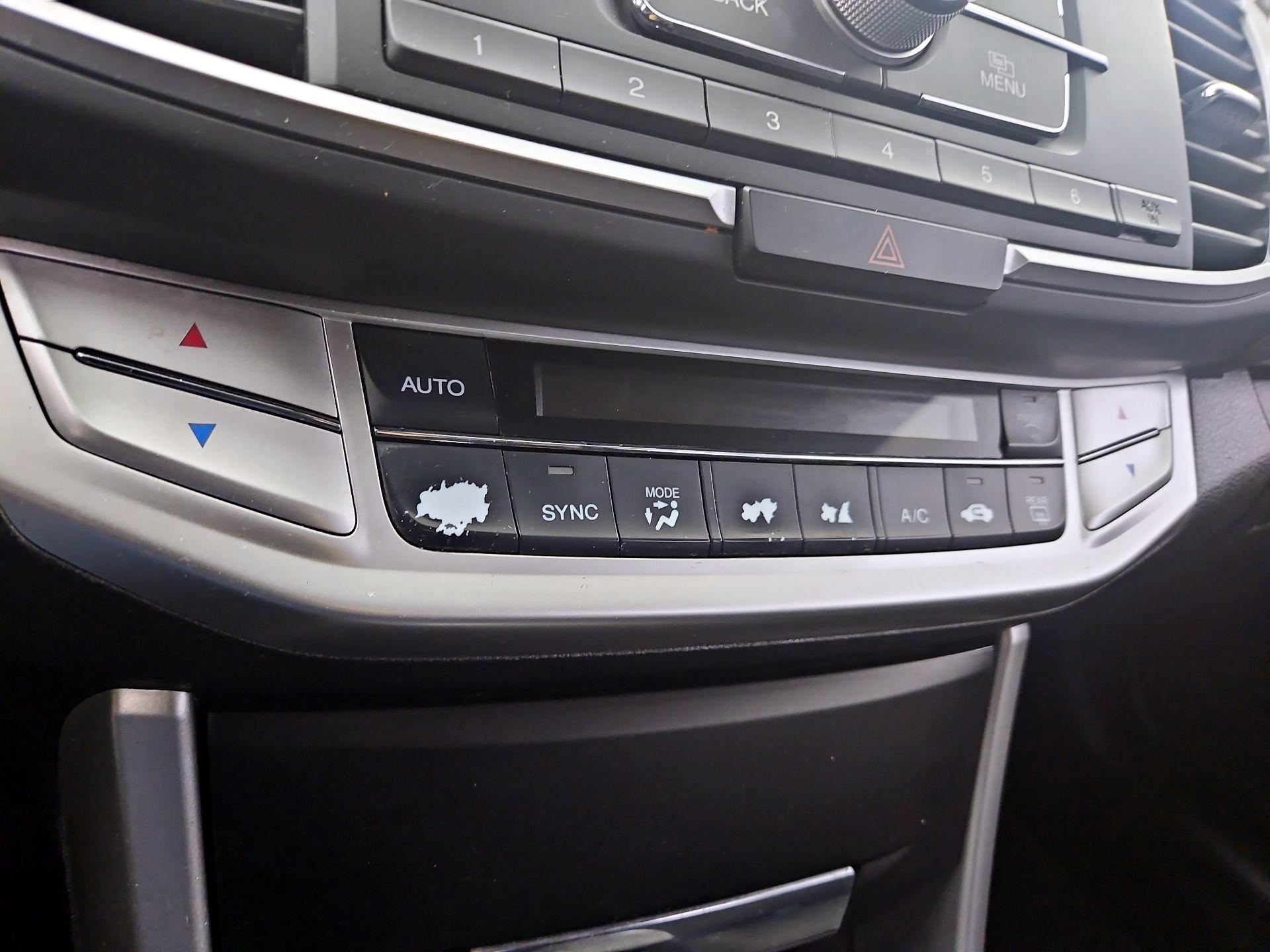 Thumbnail: 2015 Honda Accord - 16