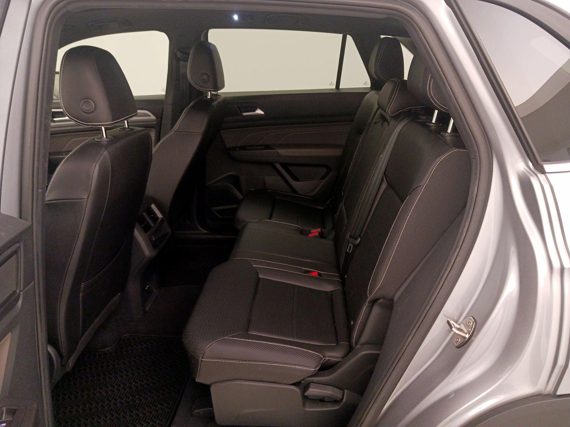 Thumbnail: 2023 Volkswagen Atlas - 20