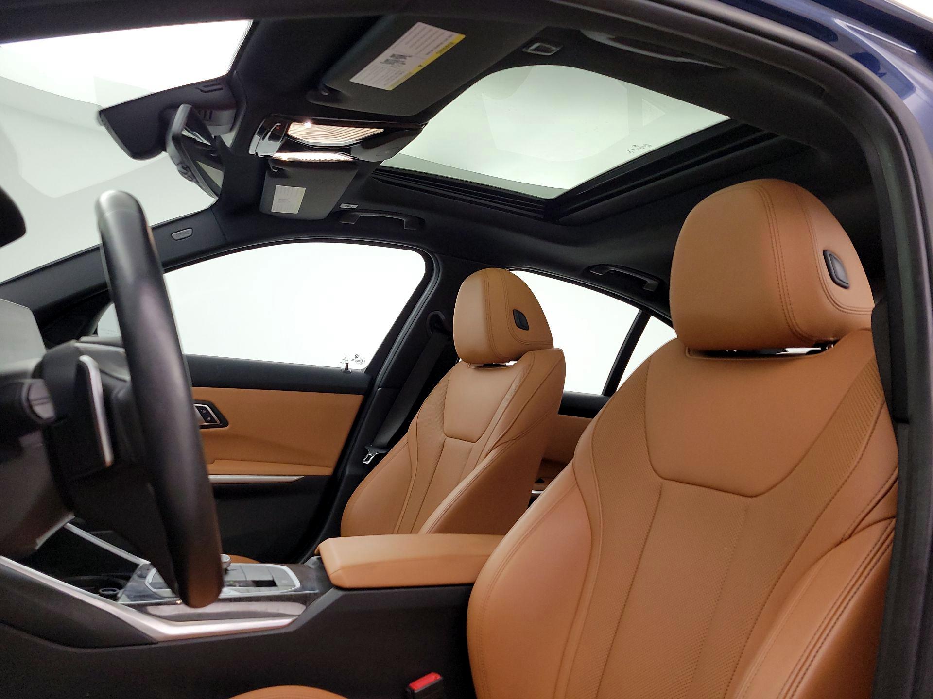 Thumbnail: 2022 BMW 3 Series - 19