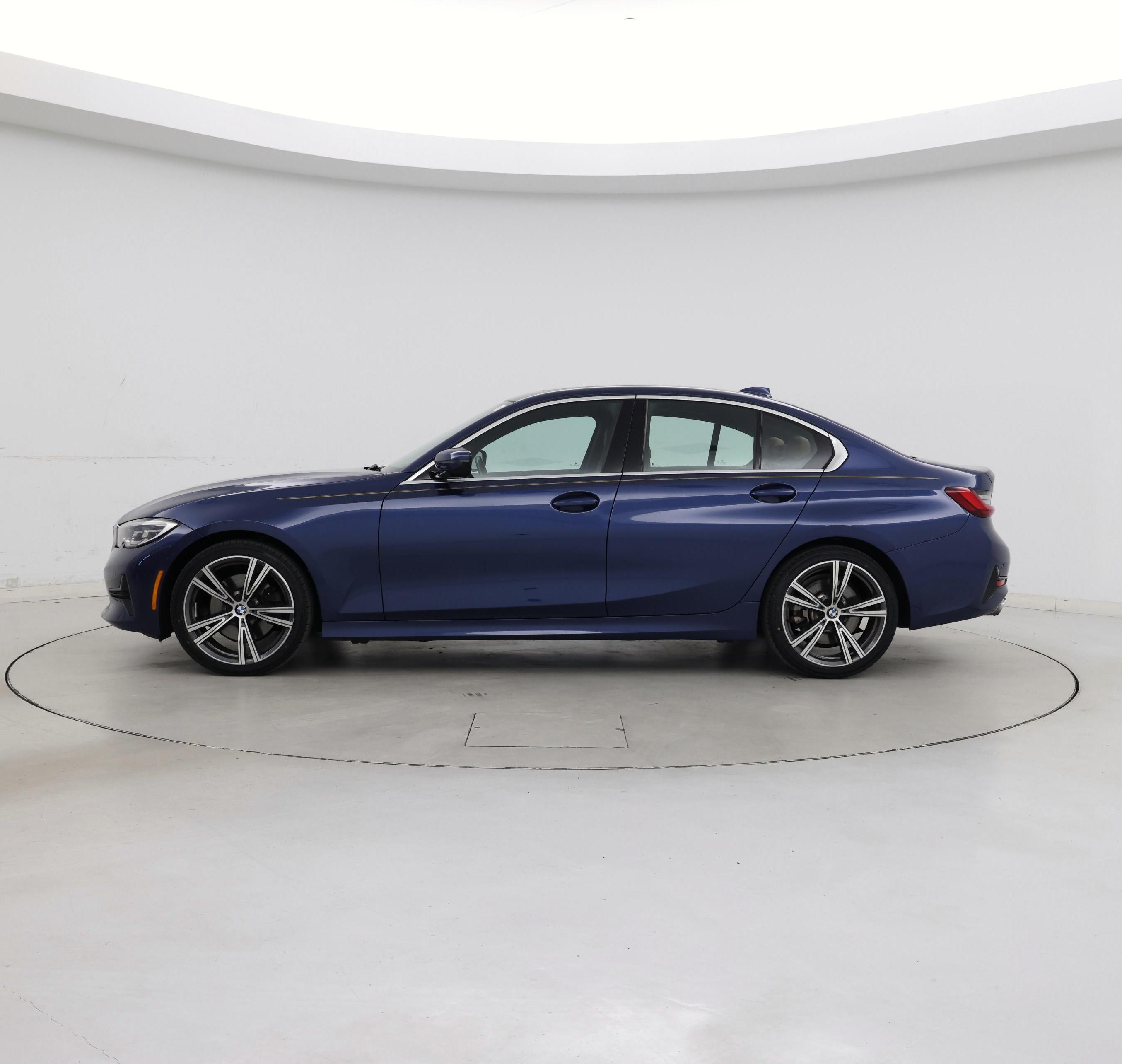 Thumbnail: 2022 BMW 3 Series - 3
