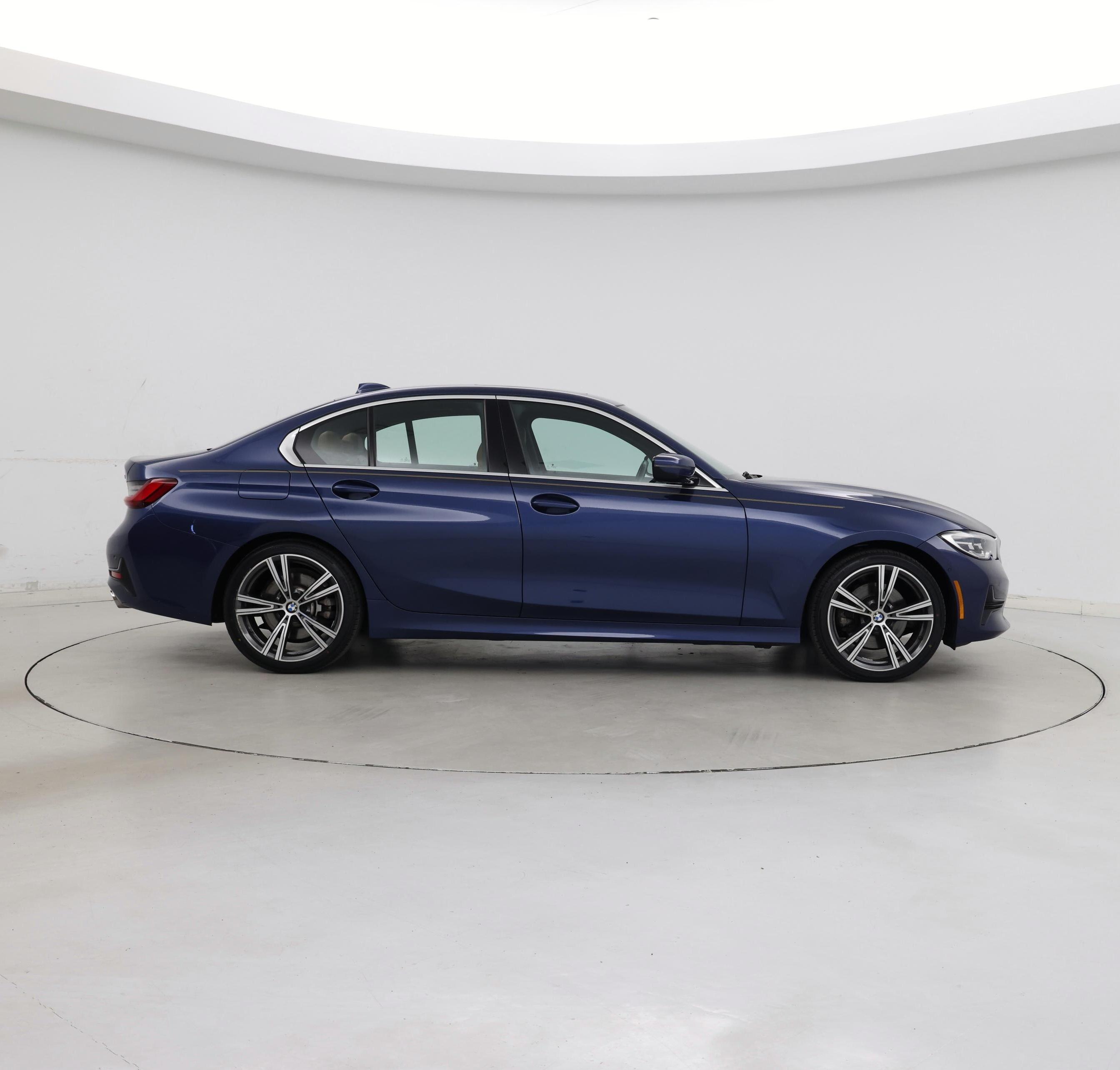 Thumbnail: 2022 BMW 3 Series - 7