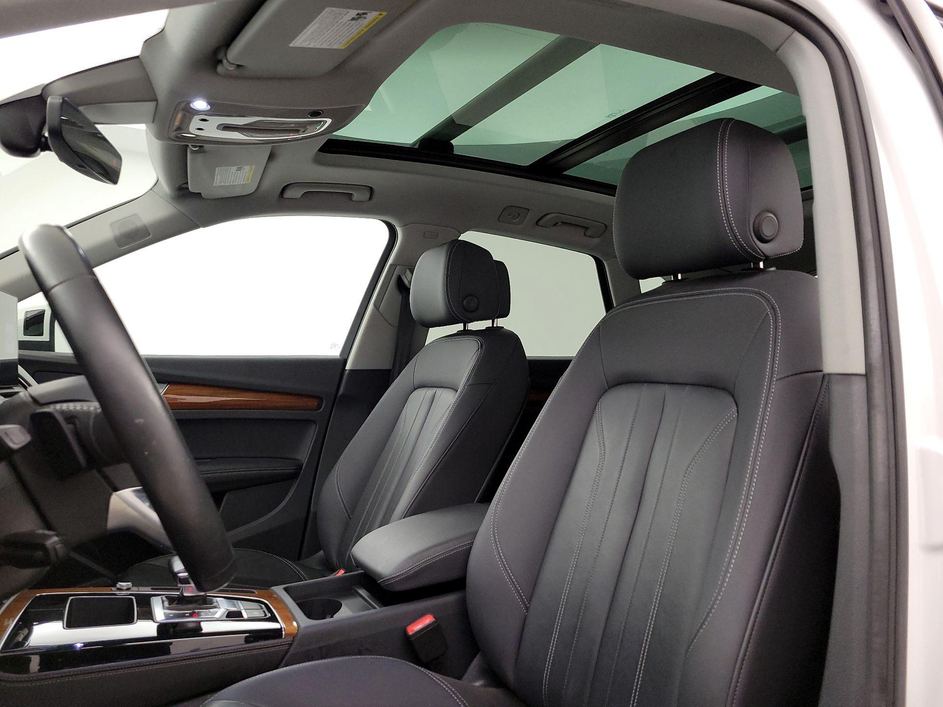 Thumbnail: 2023 Audi Q5 - 17