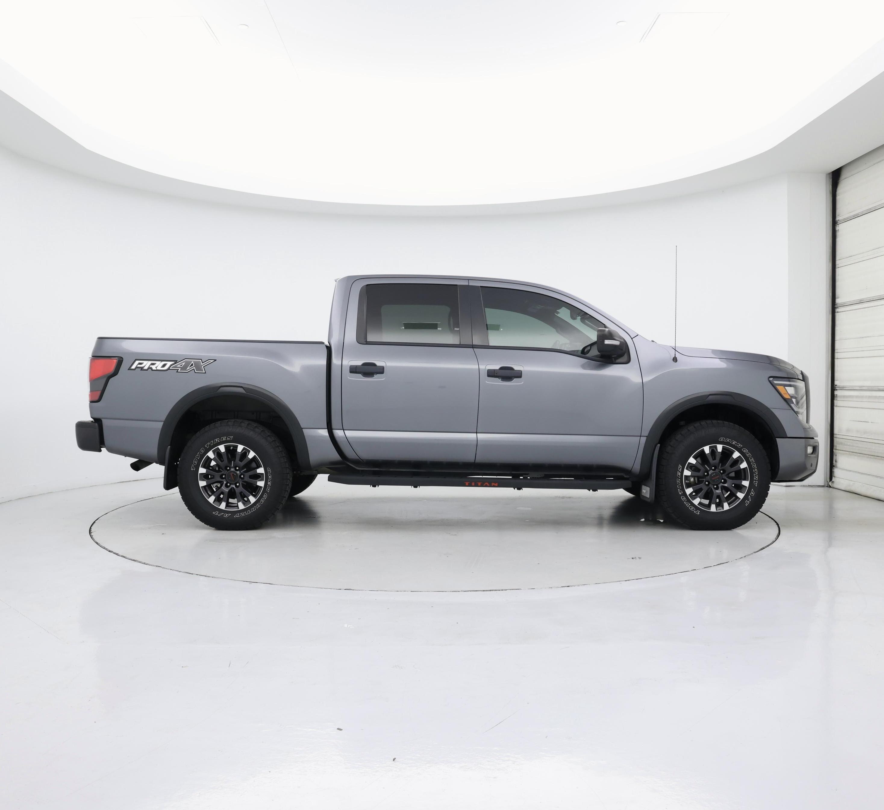 Thumbnail: 2021 Nissan Titan - 7
