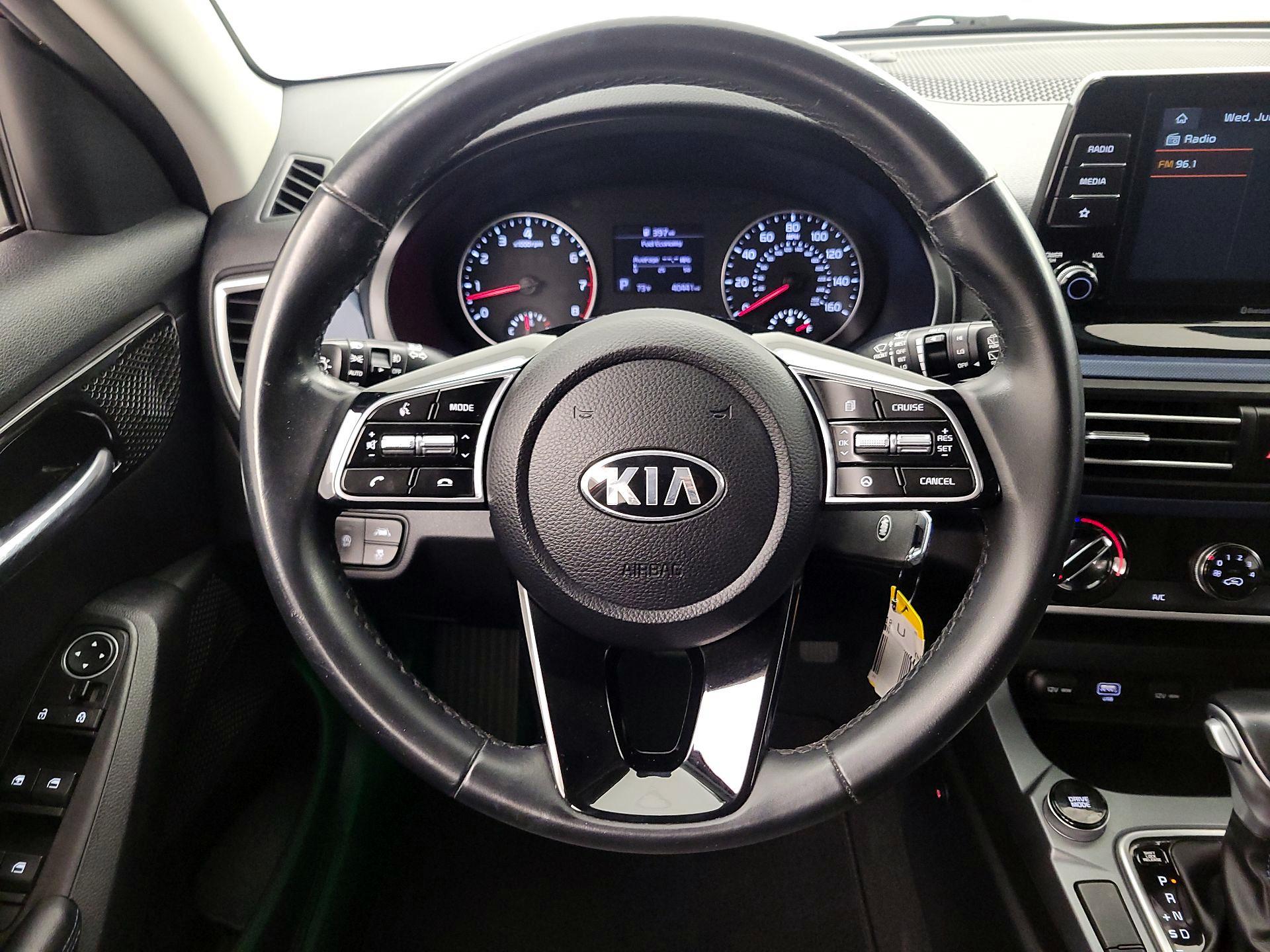 Thumbnail: 2021 Kia Seltos - 10