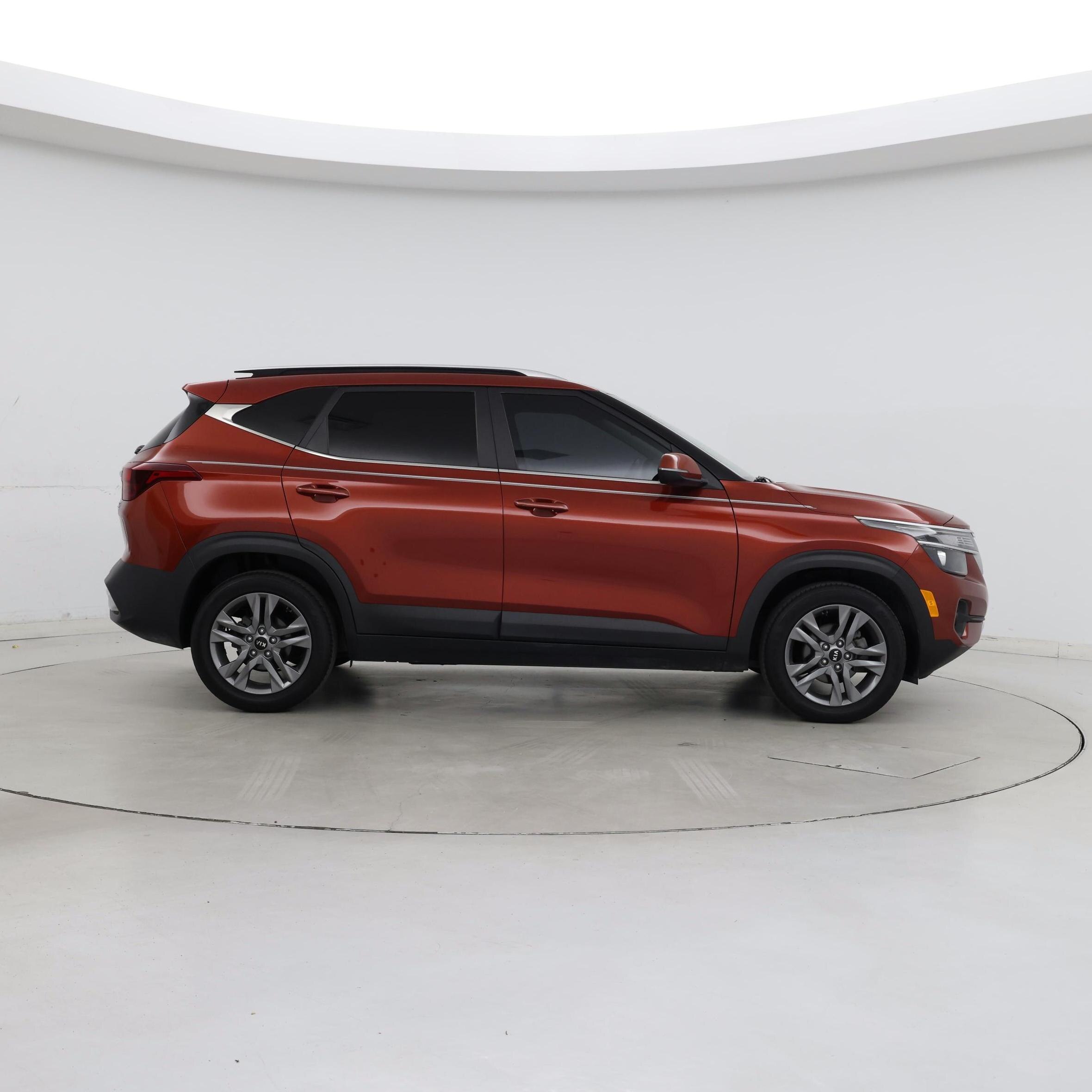 Thumbnail: 2021 Kia Seltos - 7
